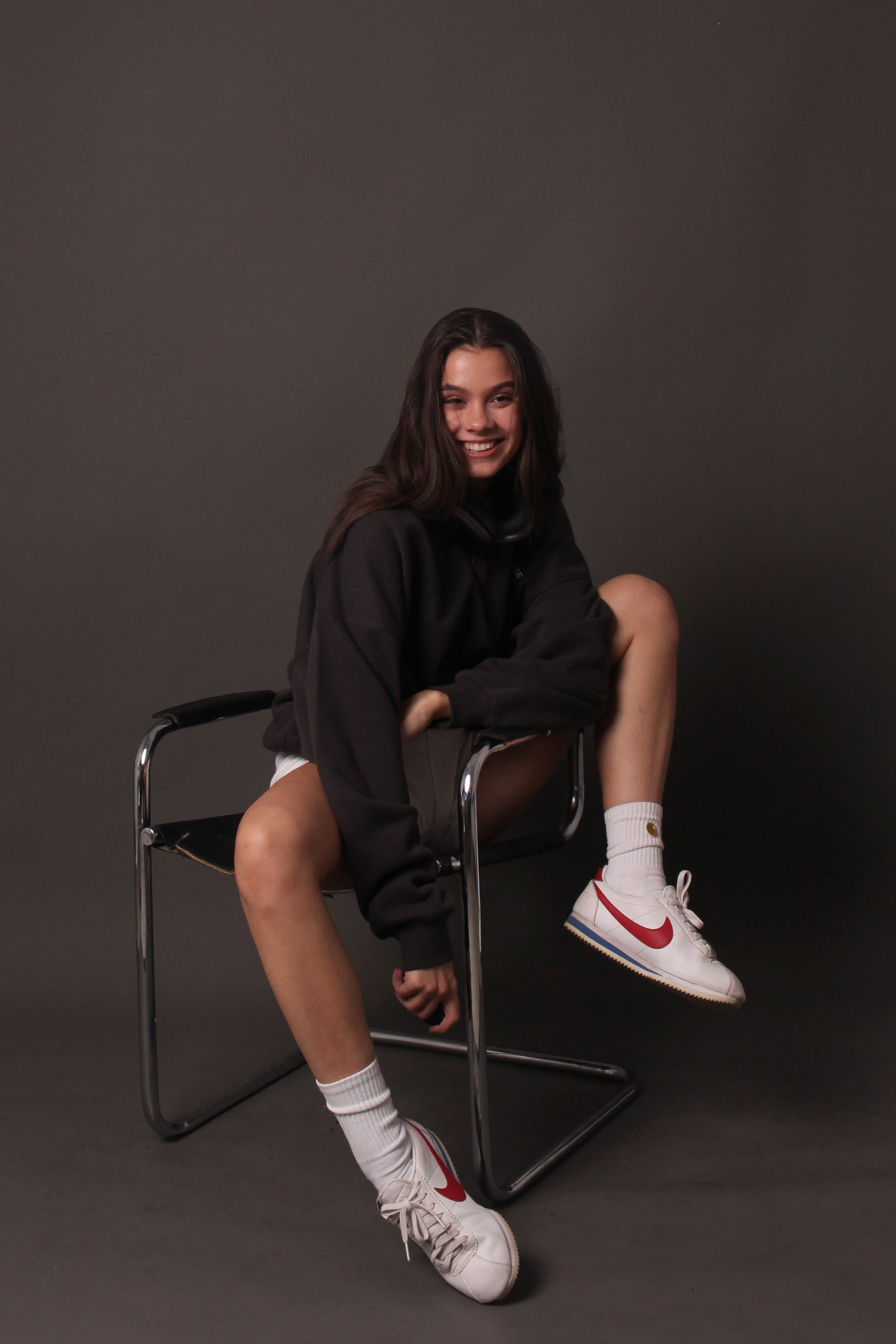 Фотостудия в Самаре. Фотостудия без фотографа. Автопортретная Самара