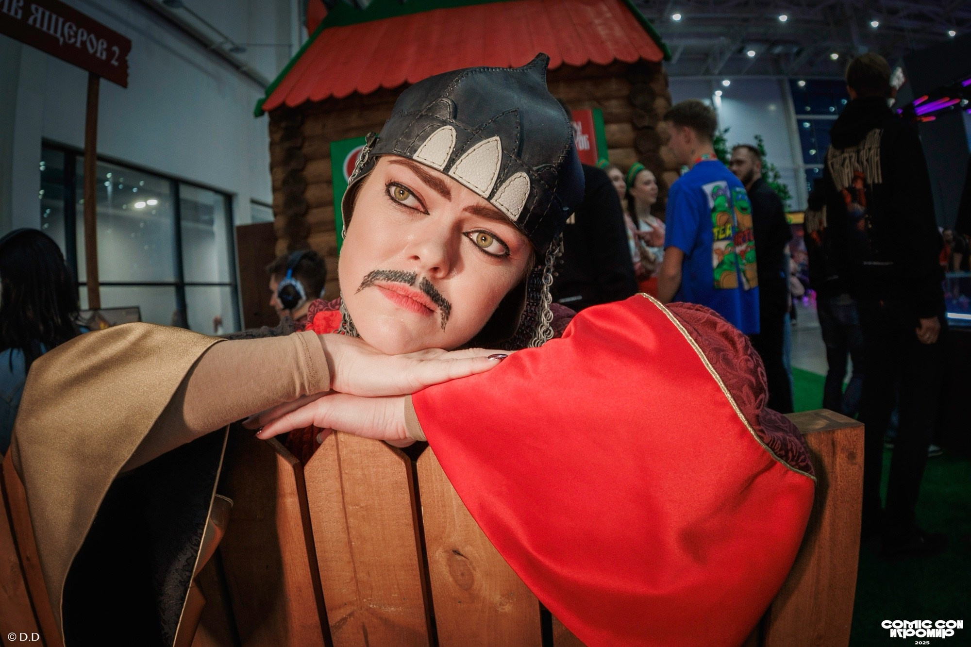 Comic Con Игромир 2025. Различные мероприятия и просто фотографии людей