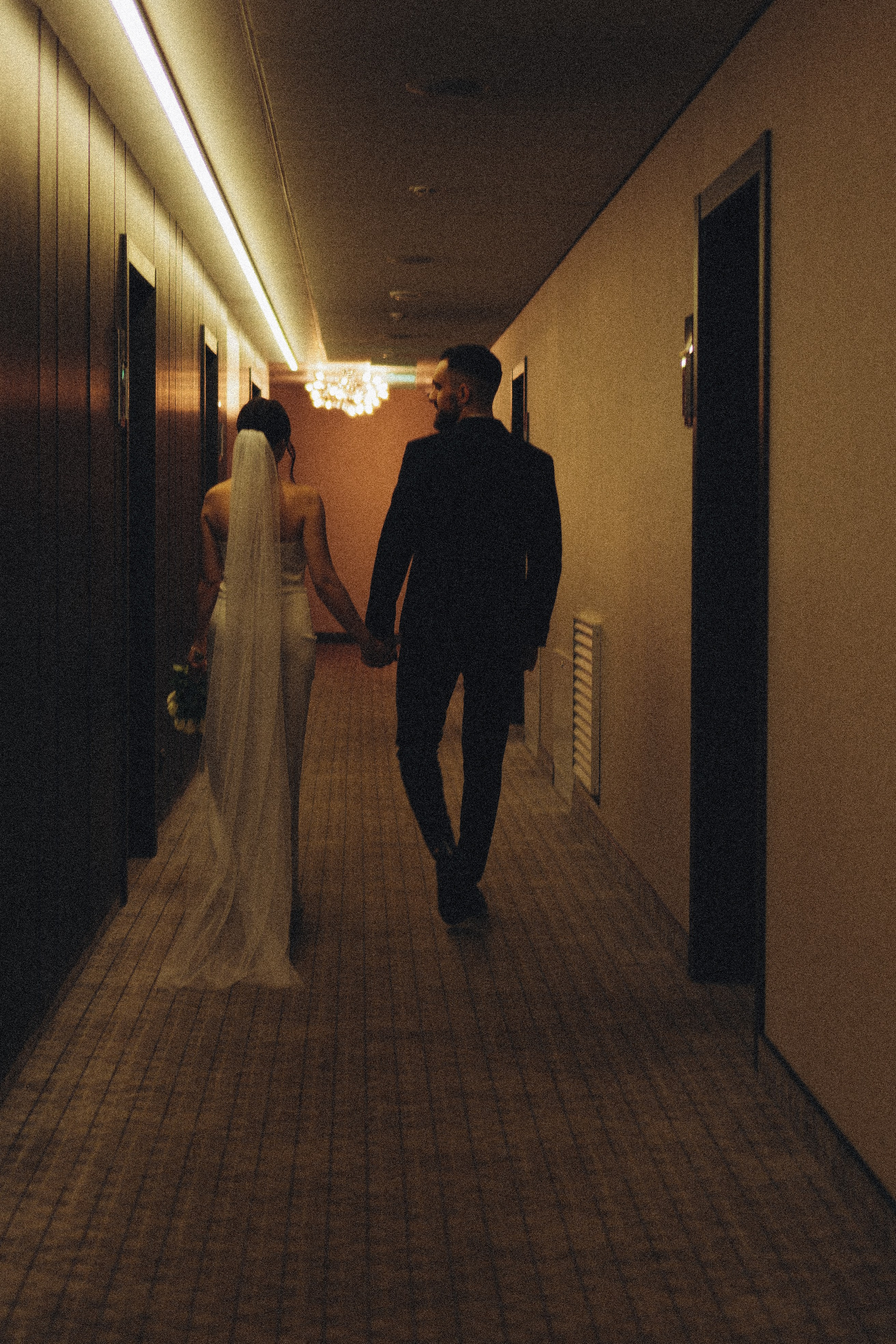 СВАДЕБНАЯ СЬЕМКА СБОРОВ ЖЕНИХА И НЕВЕСТЫ В ОТЕЛЕ И ТАКЖЕ ФОТОСЕССИИЯ В ОТЕЛЕЕ МЕГАПОЛИС БРЯНСК. Профессиональный фотограф, Санкт-Петербург — Виктория Богомолова