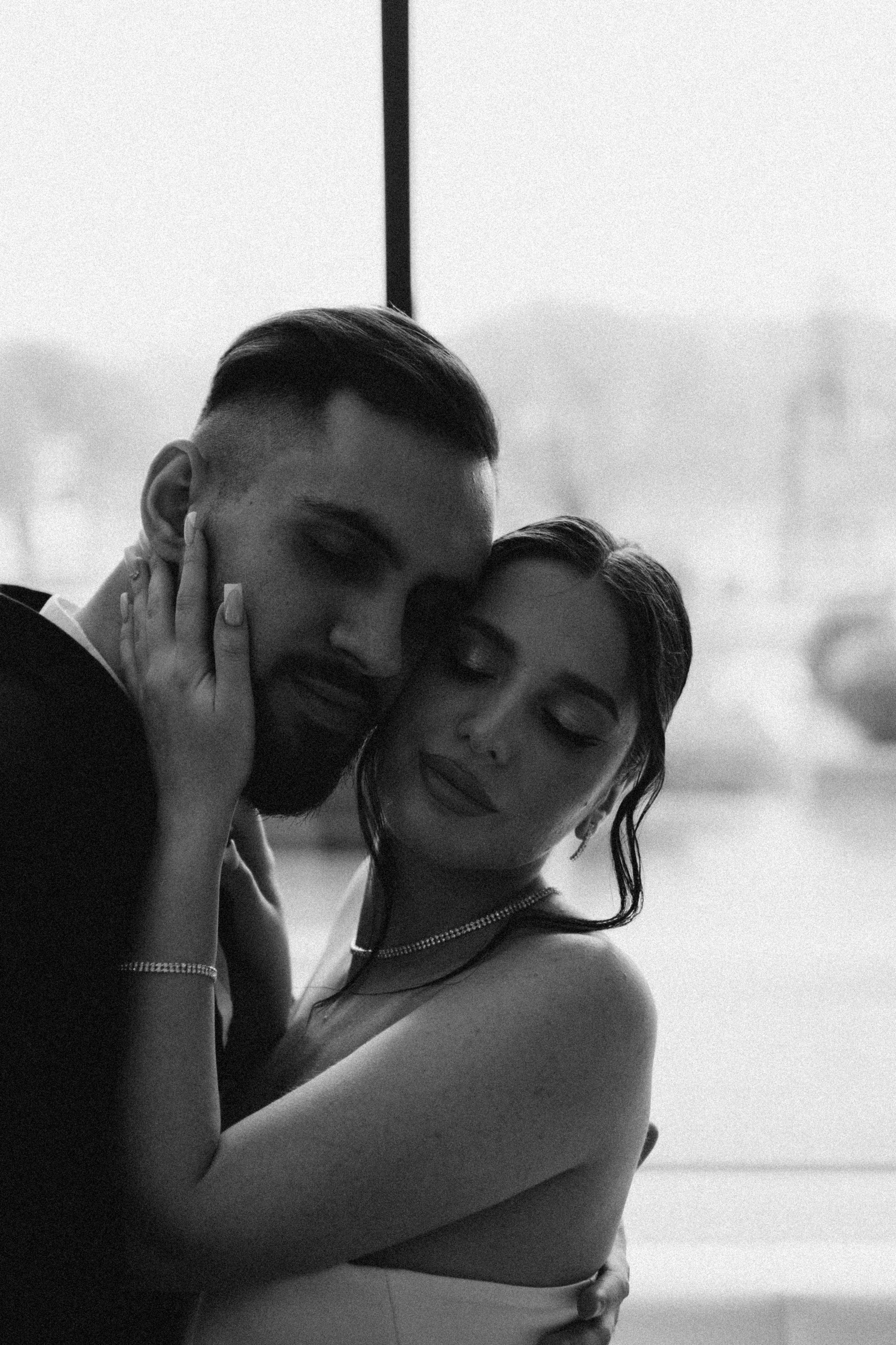 СВАДЕБНАЯ СЬЕМКА СБОРОВ ЖЕНИХА И НЕВЕСТЫ В ОТЕЛЕ И ТАКЖЕ ФОТОСЕССИИЯ В ОТЕЛЕЕ МЕГАПОЛИС БРЯНСК. Профессиональный фотограф, Санкт-Петербург — Виктория Богомолова