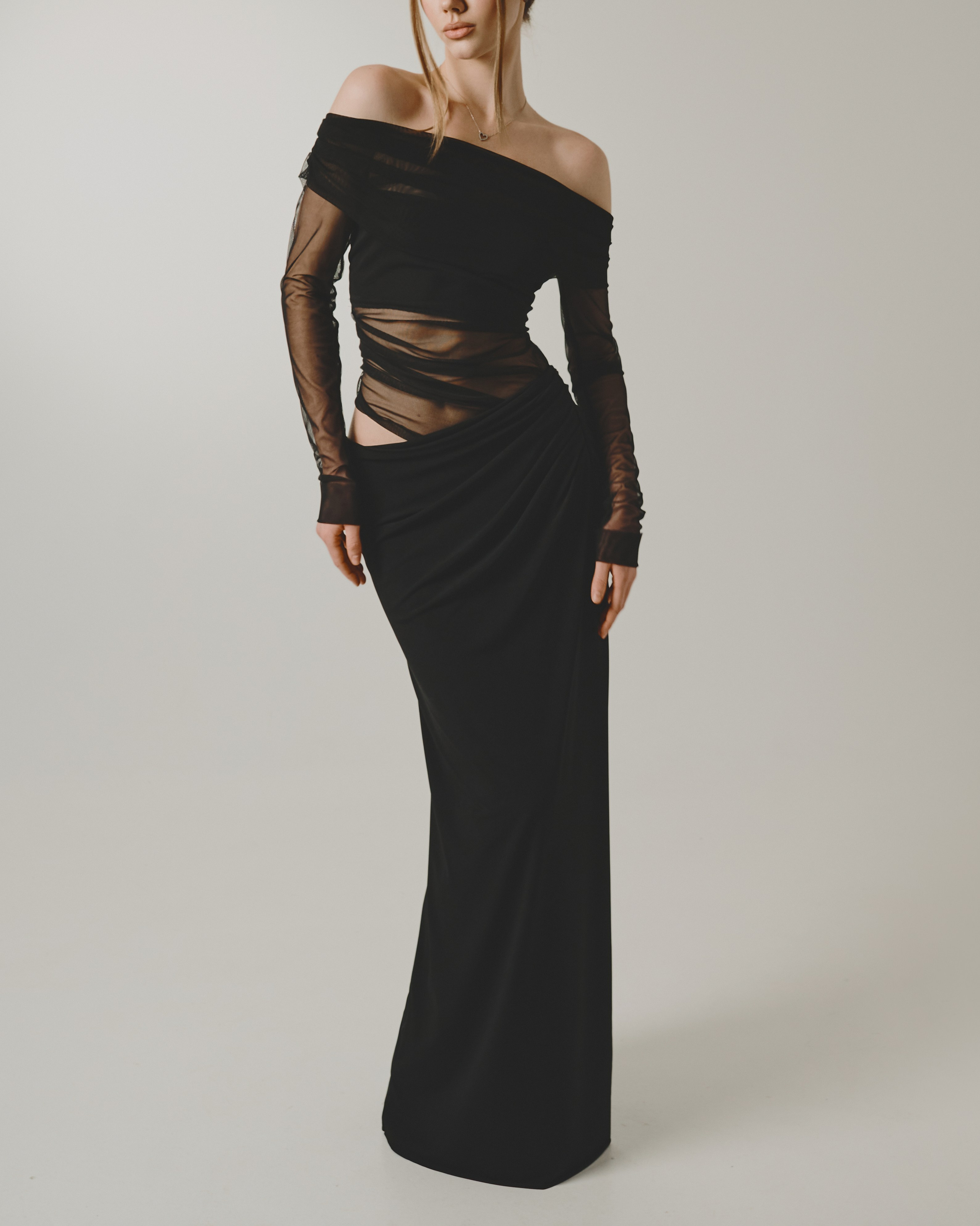 Платье миди 700 руб/час Размер M, L | Залоговая стоимость - 4000 руб 