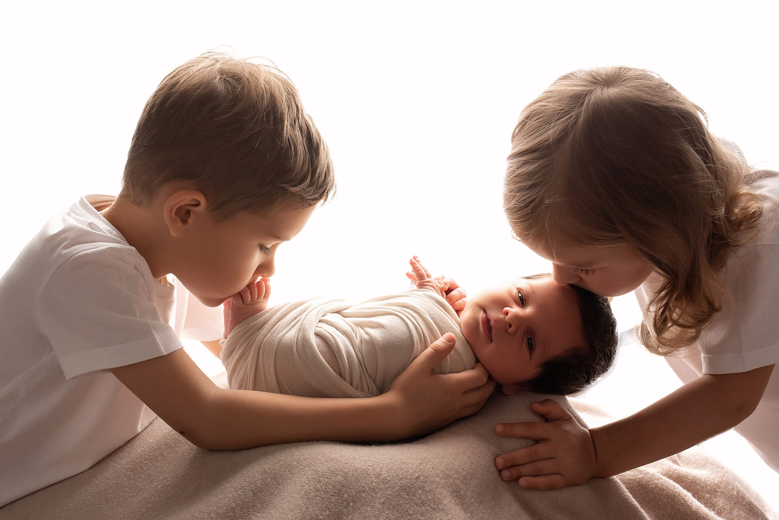 Новорождённые мальчики. Детский фотограф новорождённых в Минске Боровик Екатерина