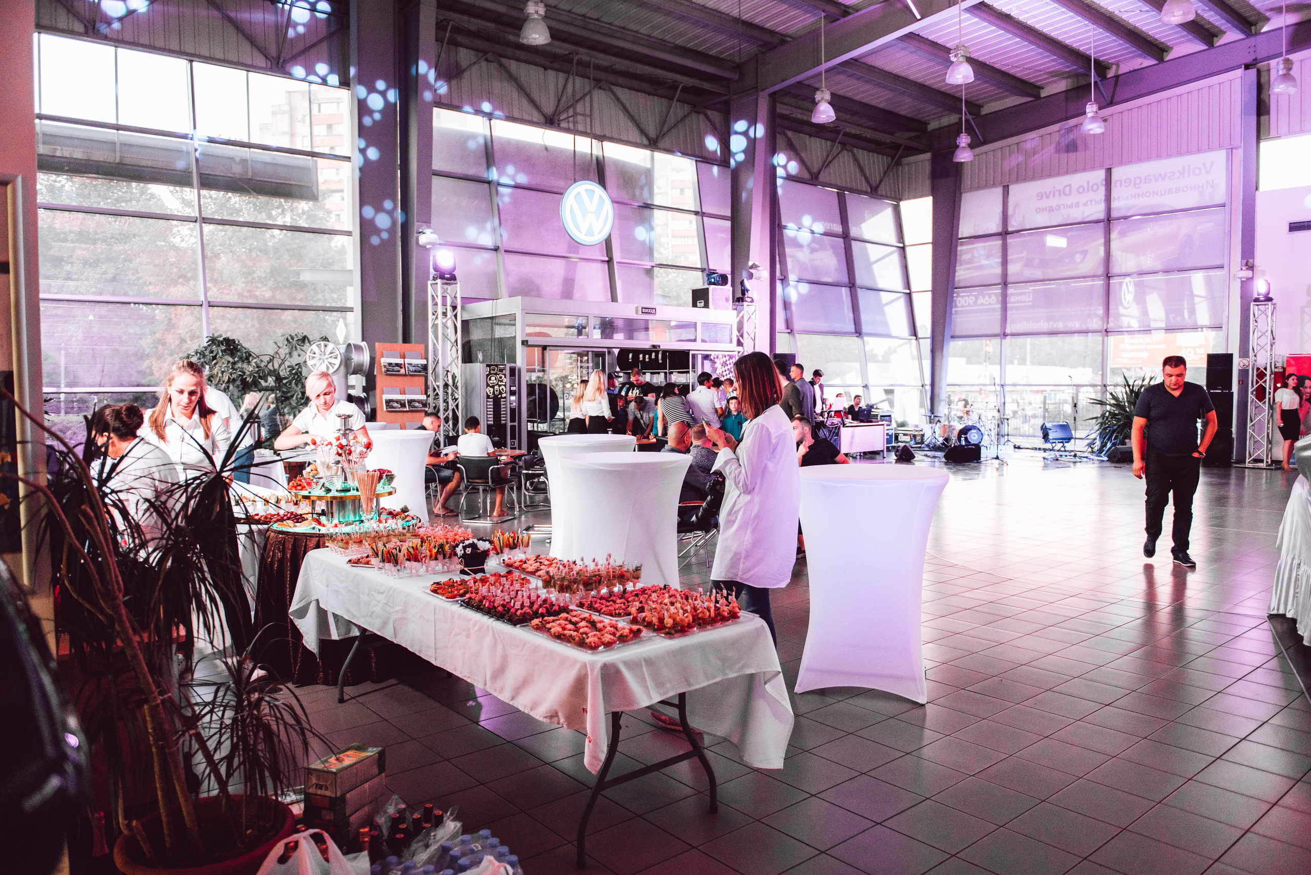 Презентация нового Touareg. Свадебный фотограф в Крыму Александр Богомазов