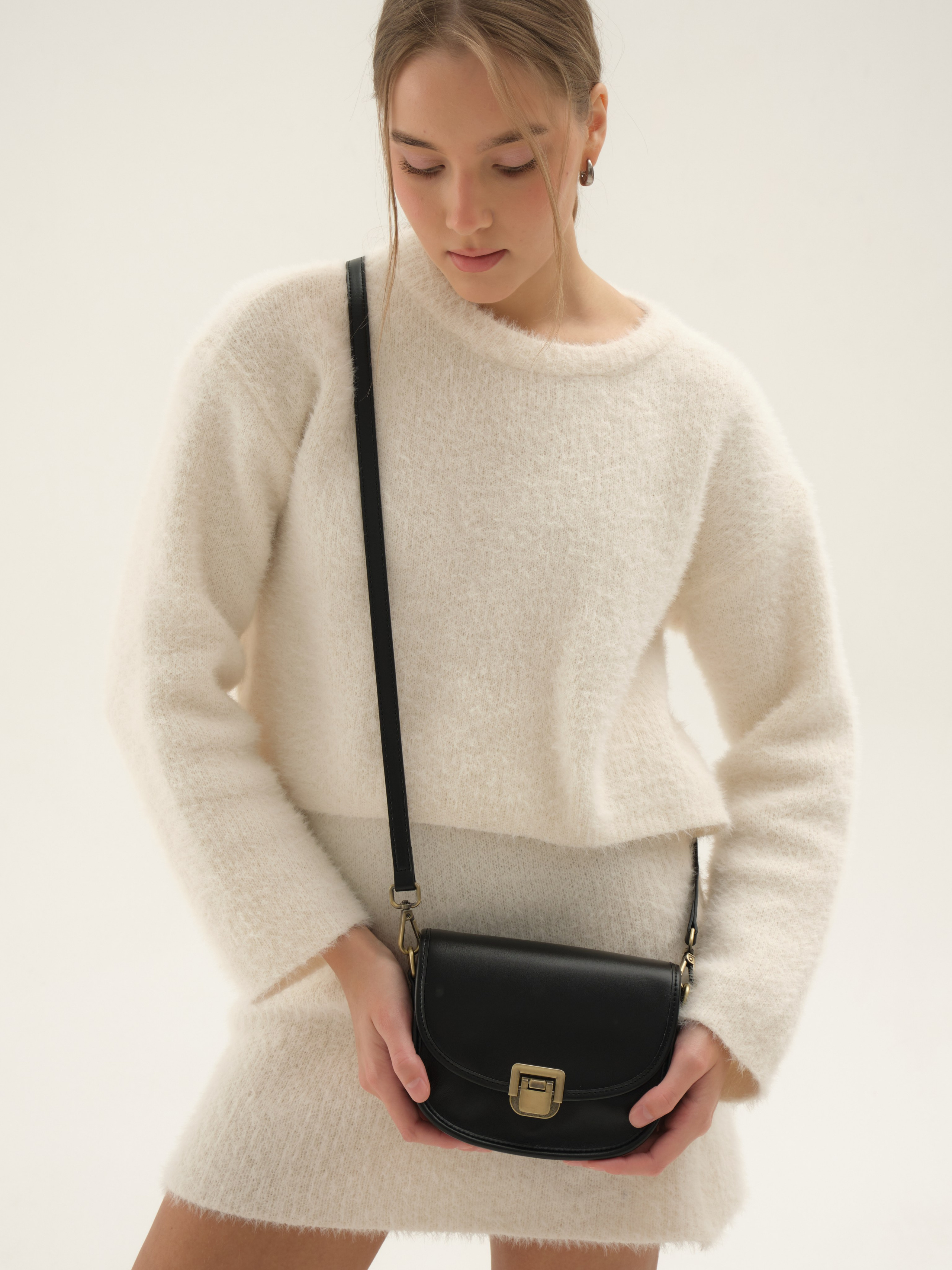 Съемка для маркетплейса, сумки / фотоаппарат. Привет) Меня зовут Анита и я фотограф из Сургута