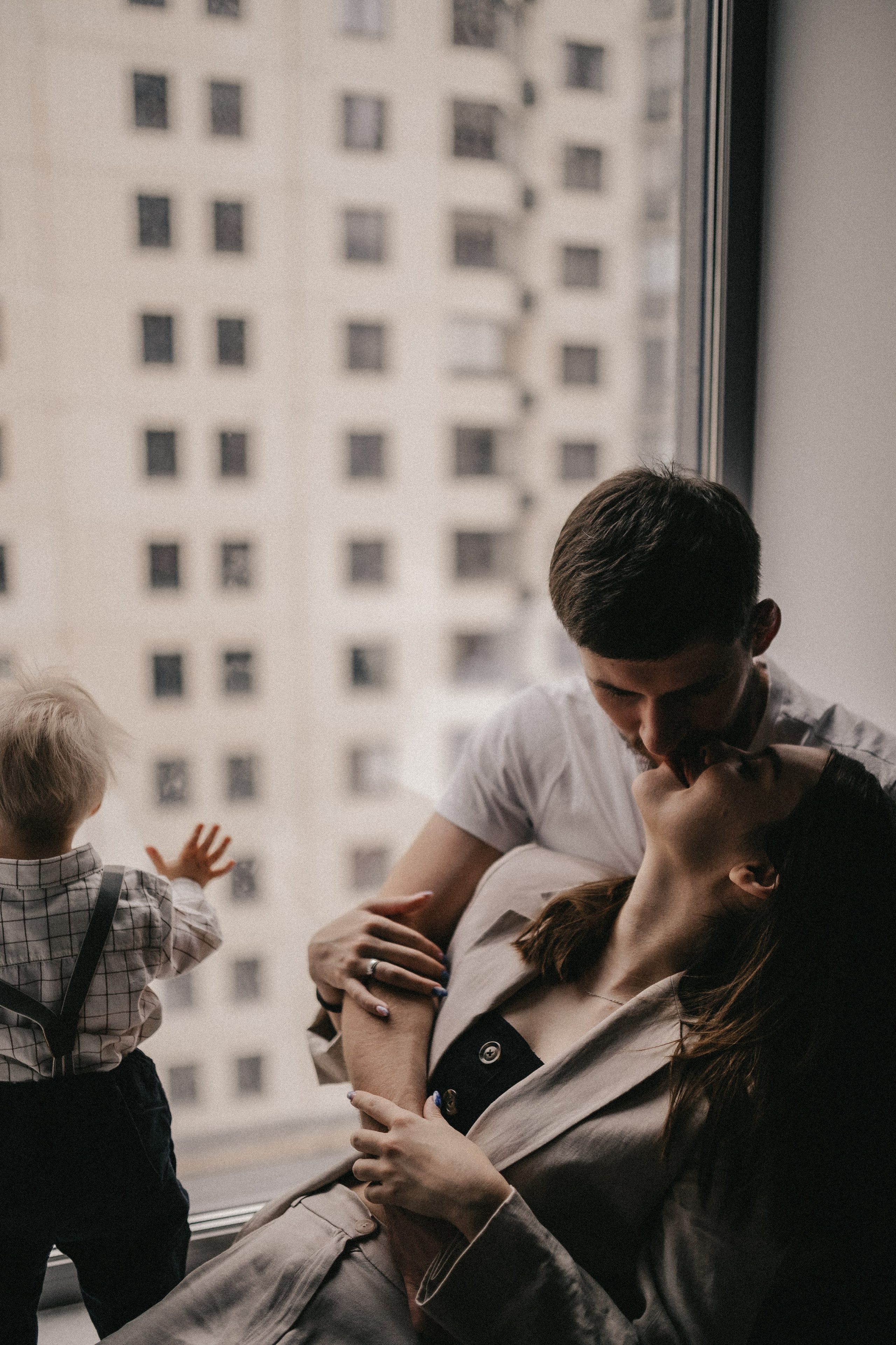 Лёня, Лера и Матвей дома. Семейный и свадебный lifestyle-фотограф в Москве Мария Петрова