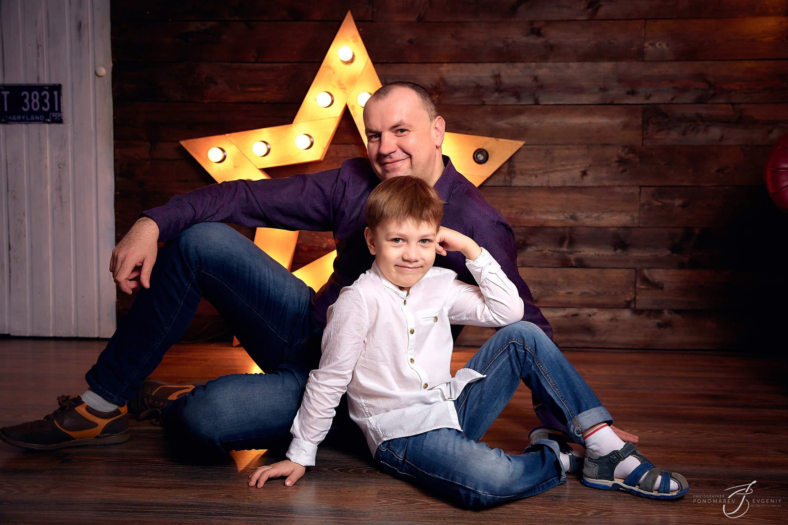 Семейная фотосессия в студии. Свадебный фотограф в Тольятти Жигулевске и Самаре Пономарев Евгений