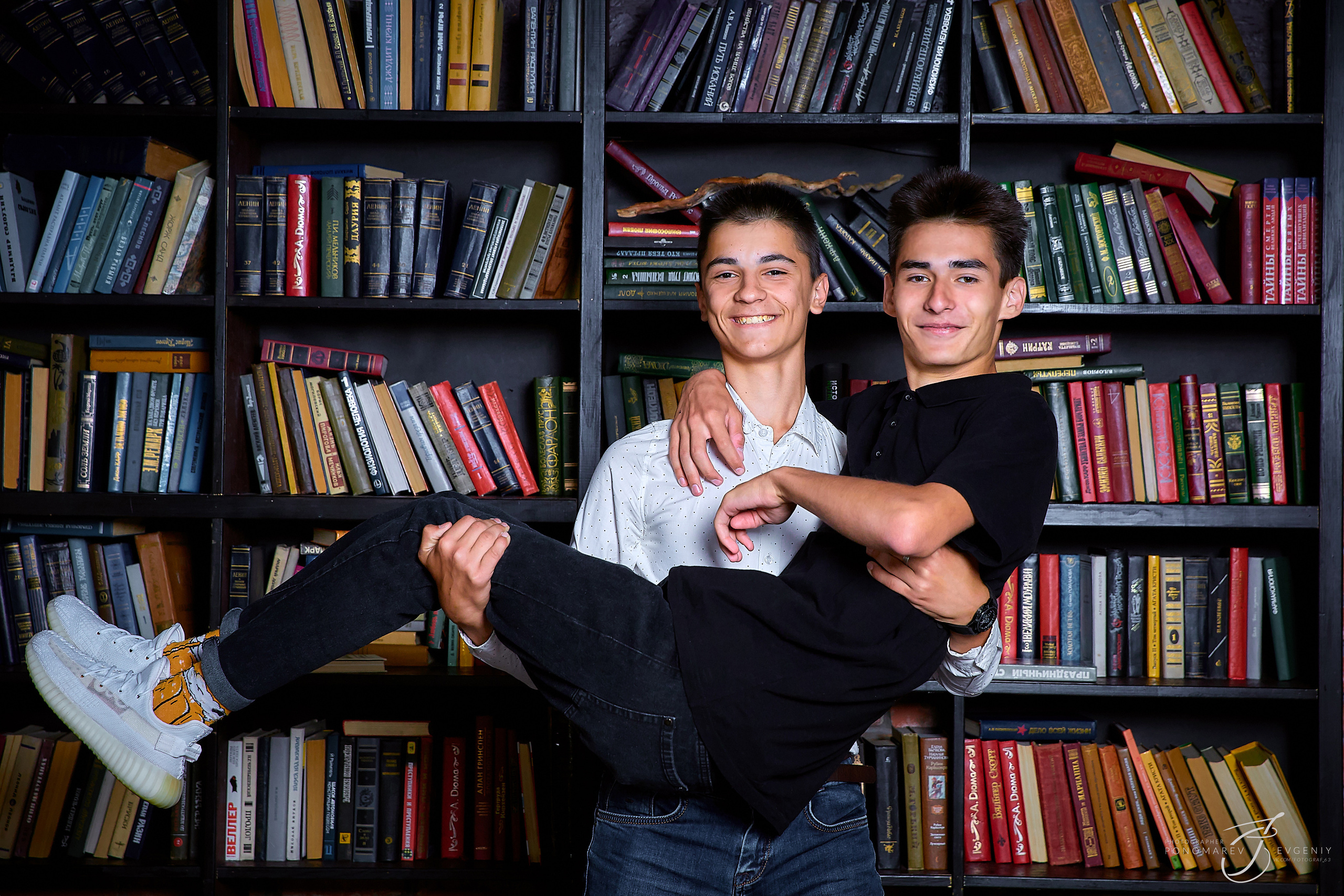 Съемка выпускников в студии. Свадебный фотограф в Тольятти Жигулевске и Самаре Пономарев Евгений