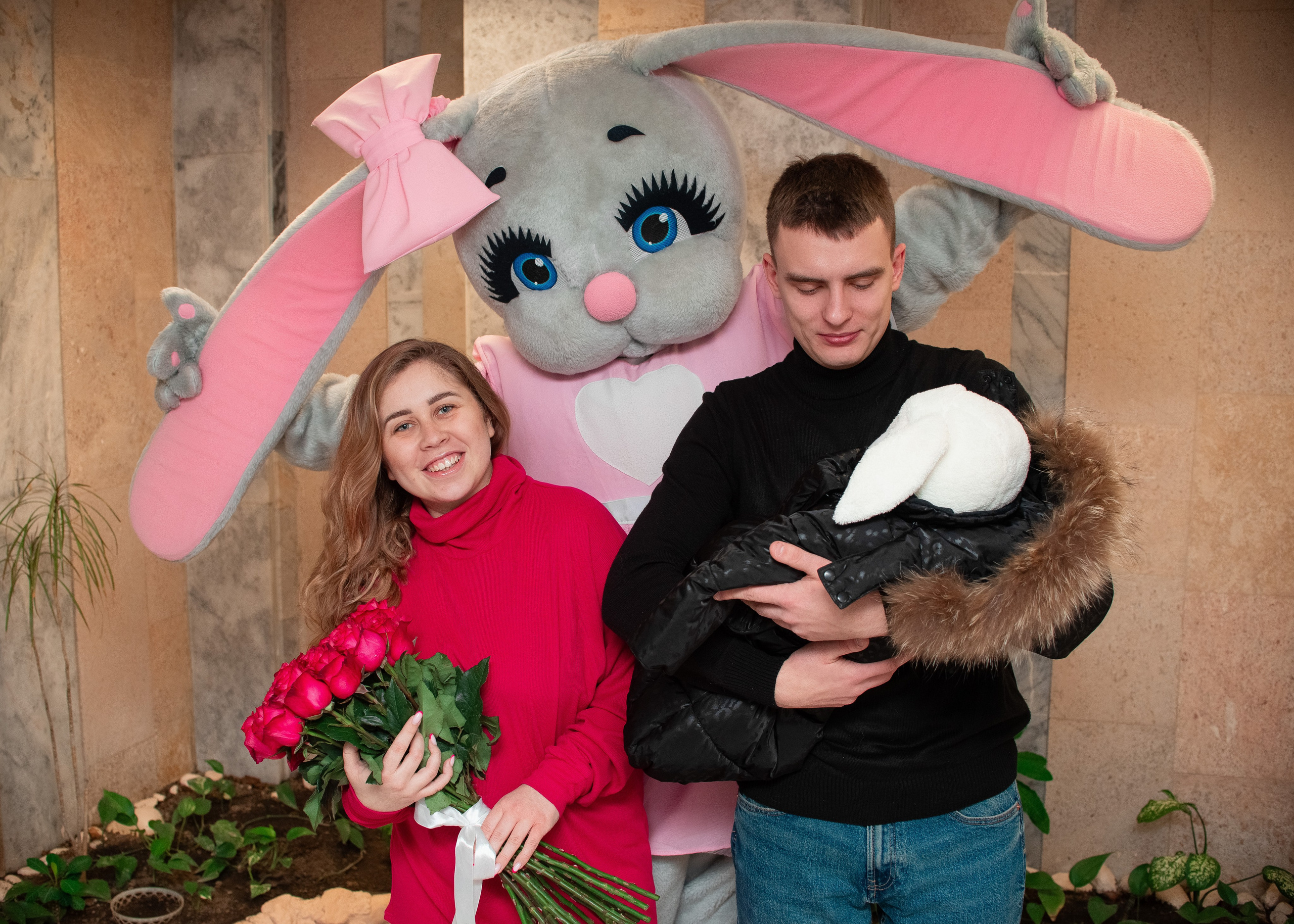 Выписка Есении 6РД. Семейный фотограф на выписку из роддома и крещение Минск Настя Гришук