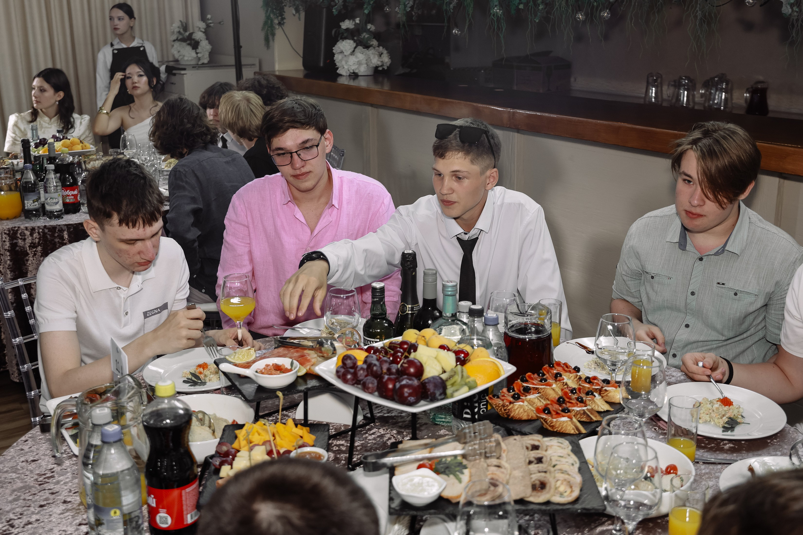Выпускной 210 школа _ вечеринка. Фотограф Юлия Мальцева