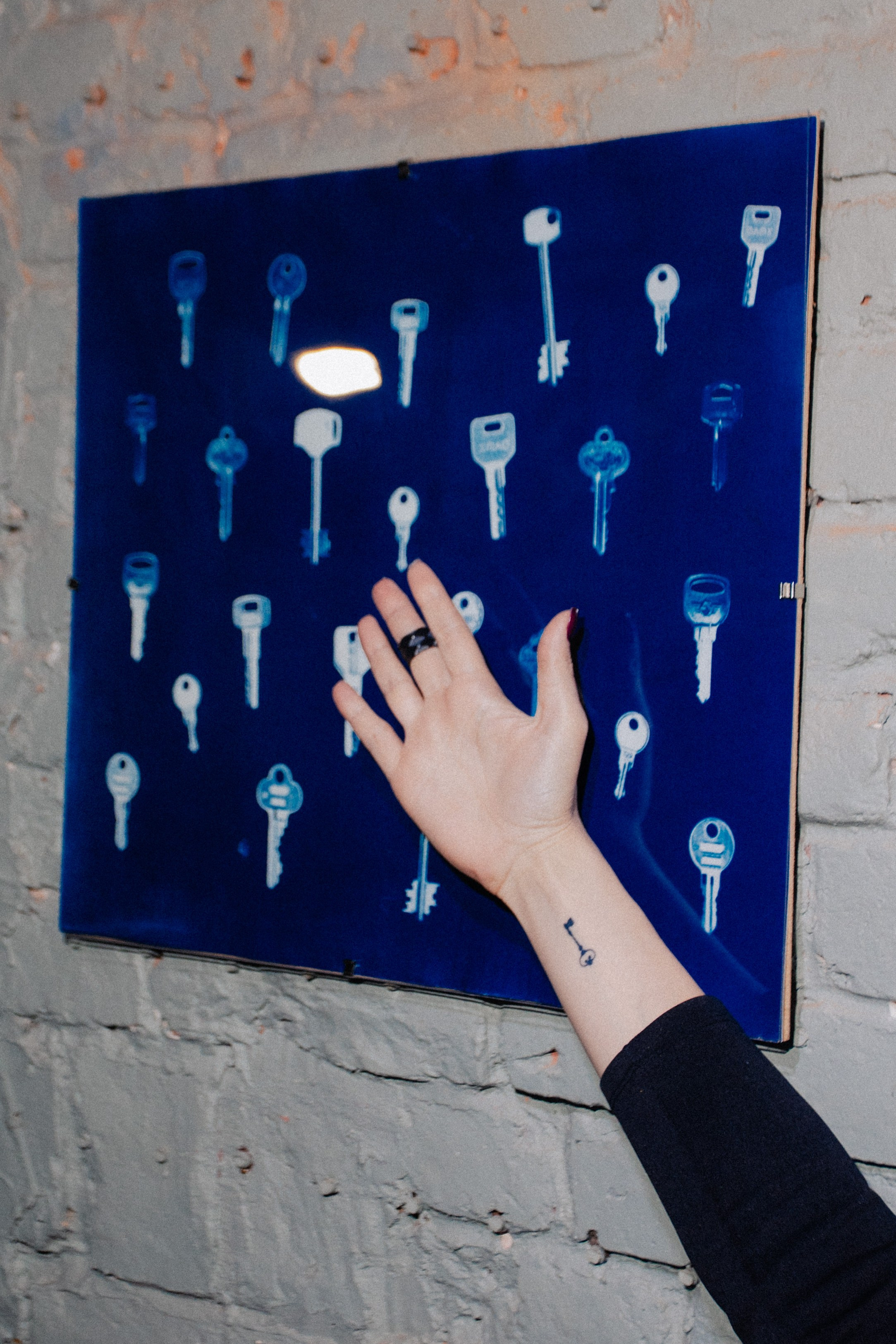 Have you seen these men? | Вечер в ШУМЕ. Портретный и репортажный фотограф Настя Куприянова