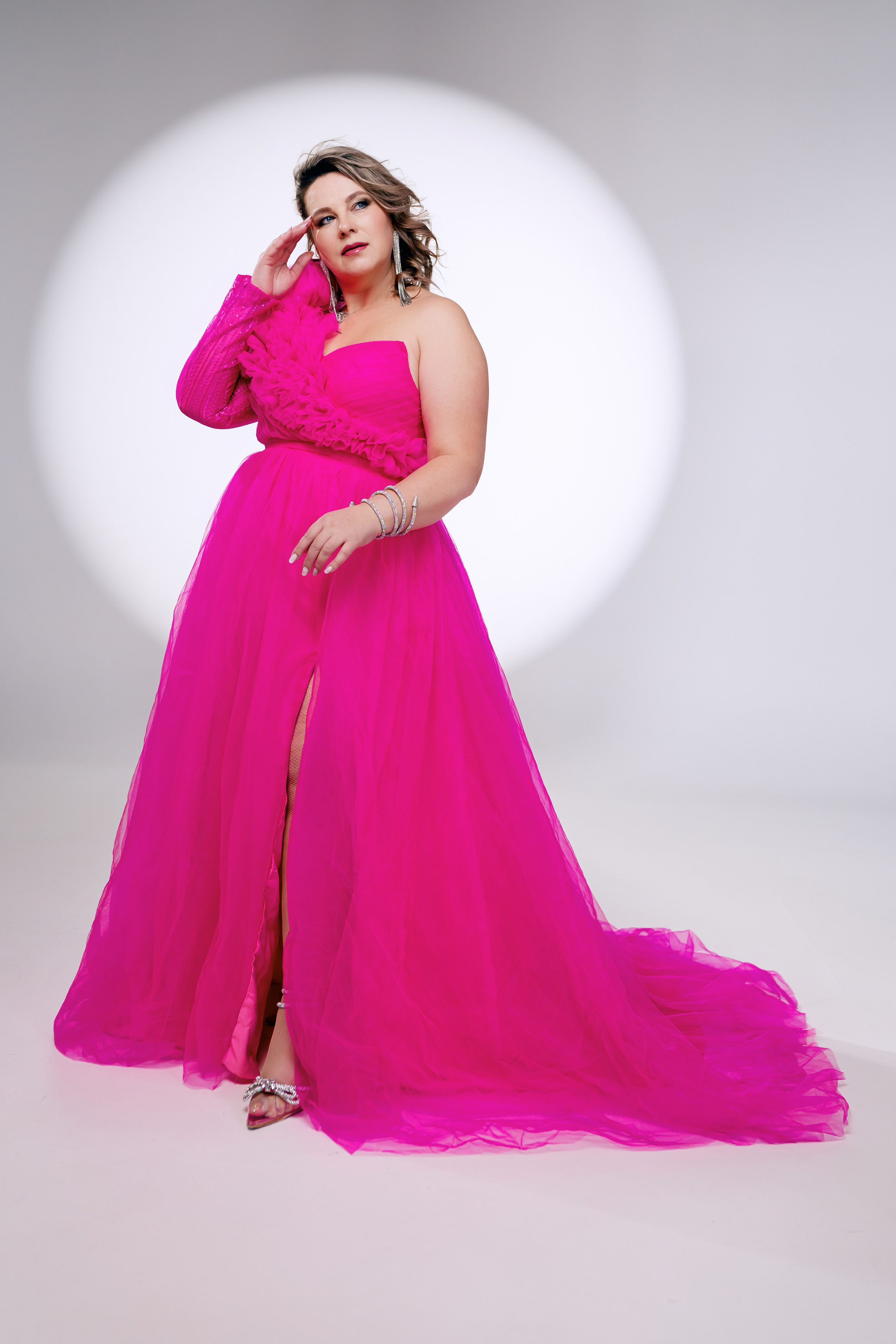 Фотосессия для магазина платьев. Фотограф Ким Наталья в Красноярске