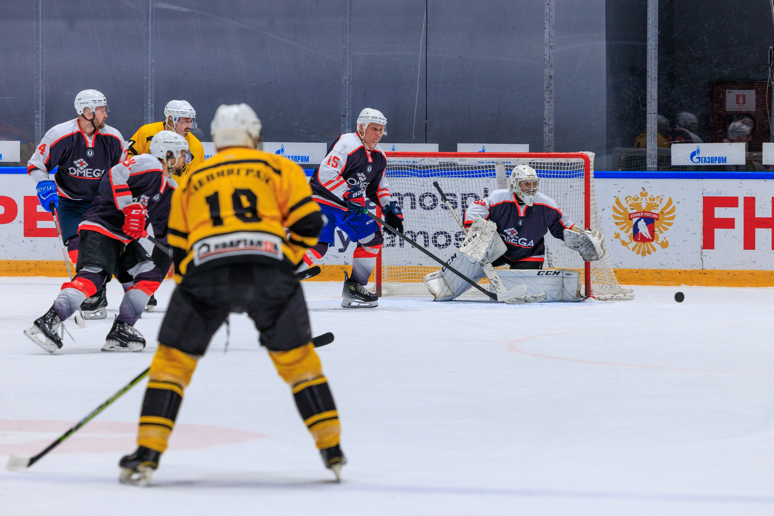 НХЛ Омега — Ижорец (3-2). Фотограф Александр Заломаев