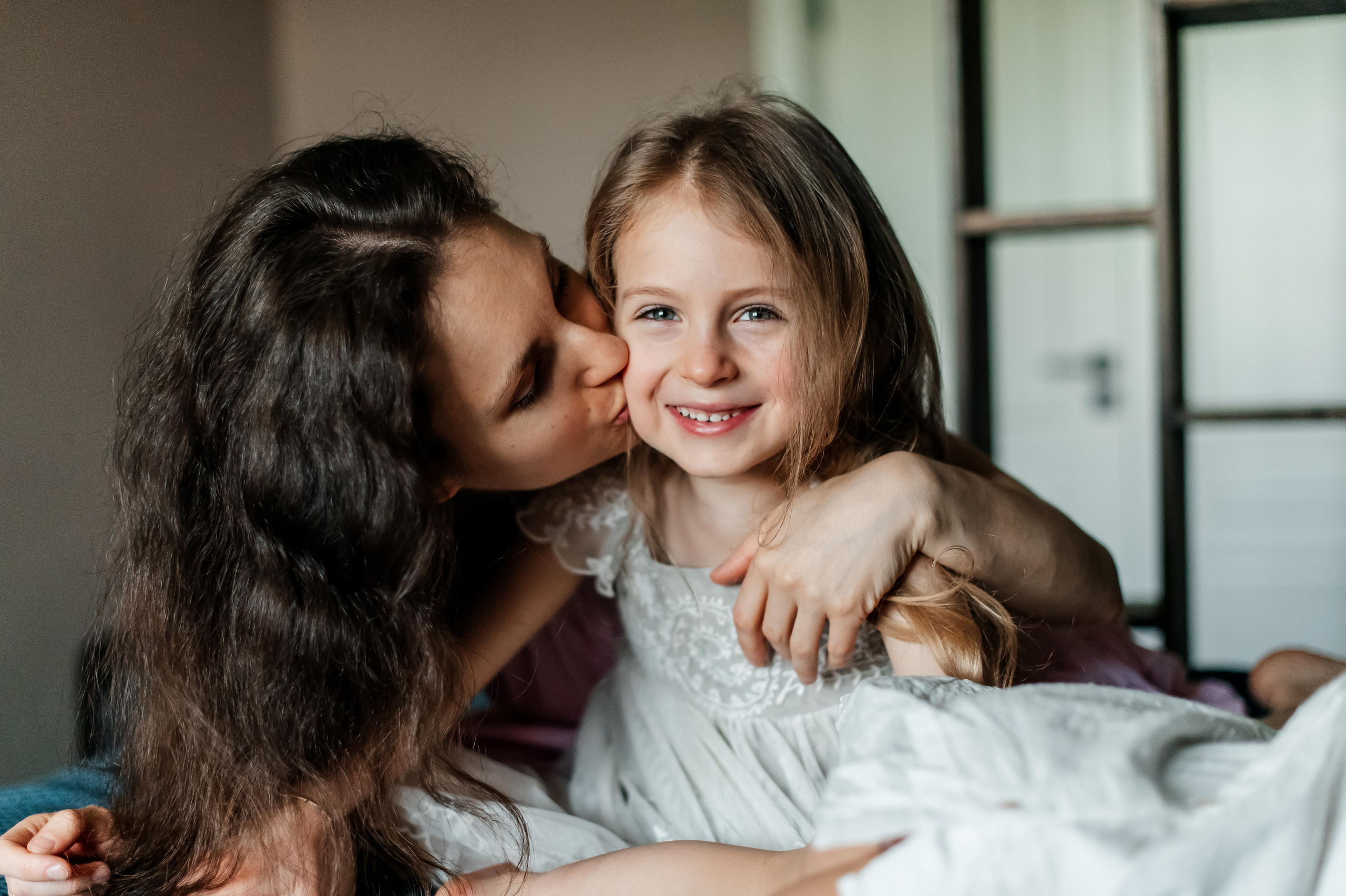 Домашняя девчачья фотосессия. Семейный фотограф. Lifestyle. Москва. Анастасия Михайлова