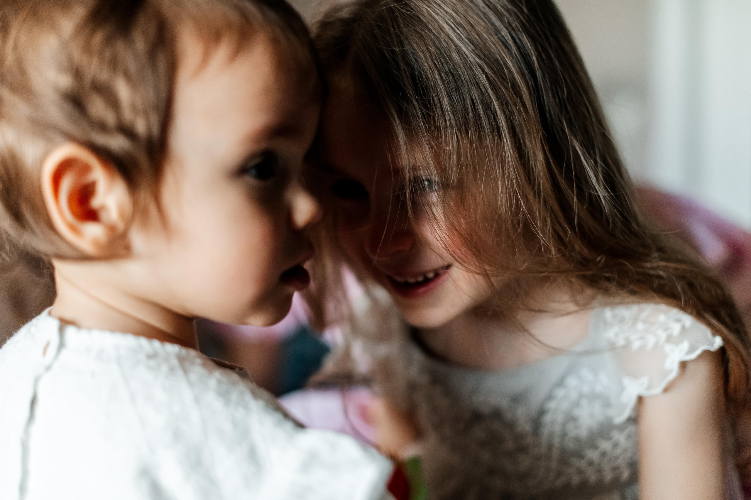 Домашняя девчачья фотосессия. Семейный фотограф. Lifestyle. Москва. Анастасия Михайлова