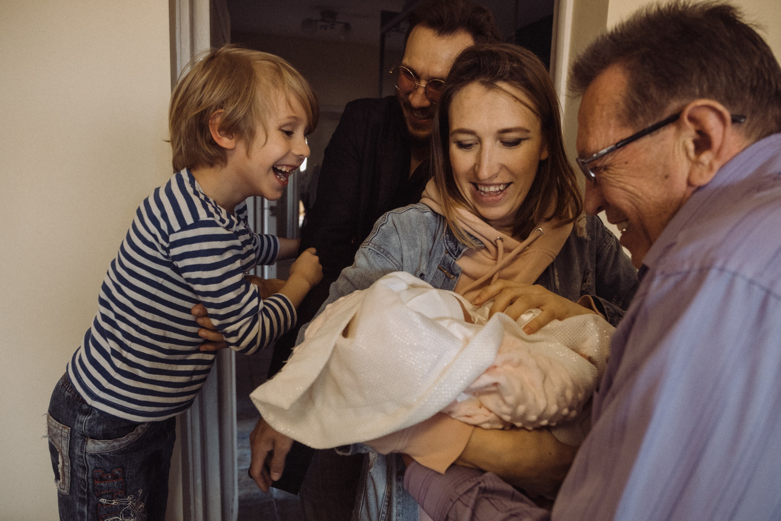 Выписка Оливии. Семейный фотограф Москва