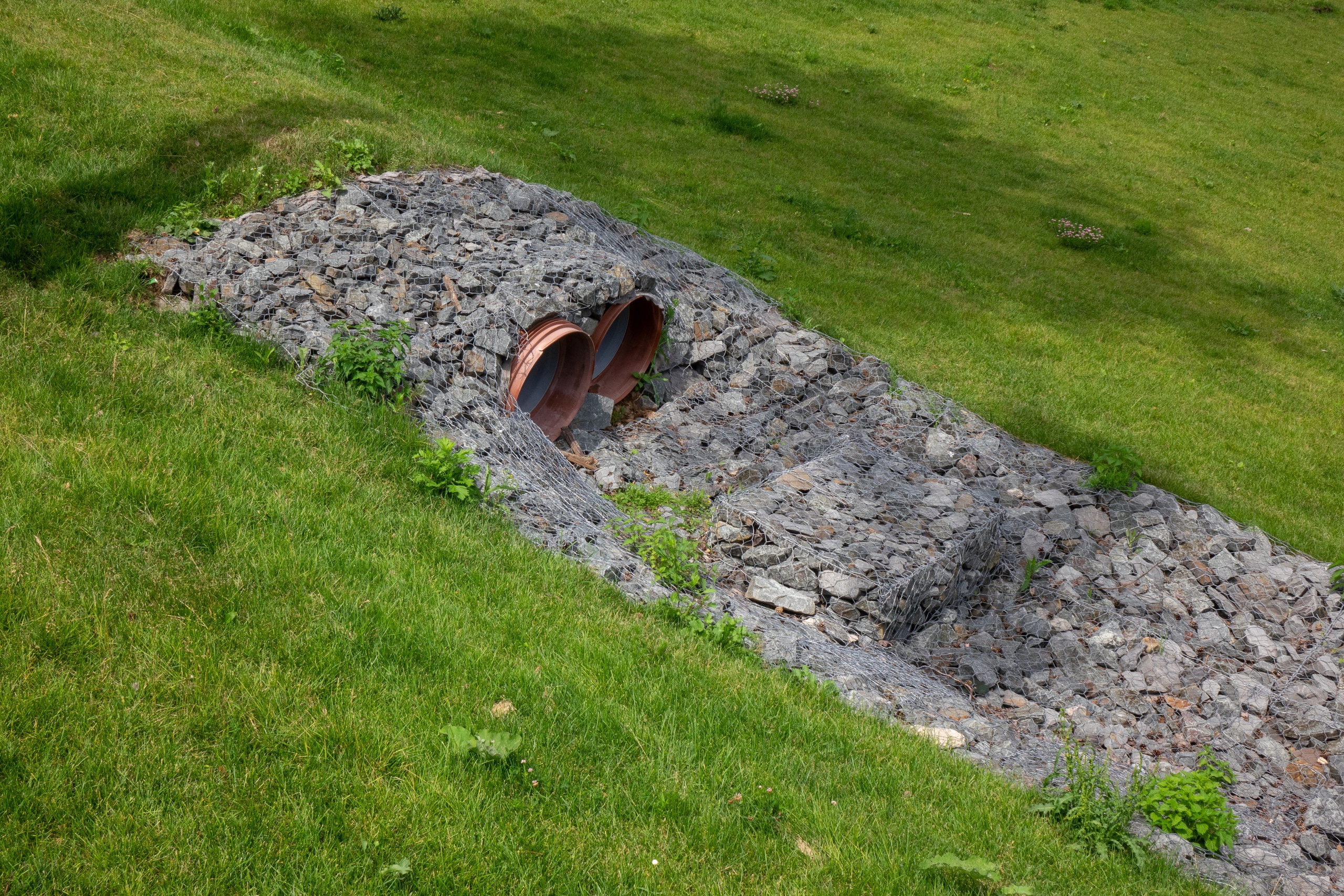 Альбом с примерами фотографий разных городов России. Коммерческая фотосъёмка городской среды, архитектуры и производственных объектов