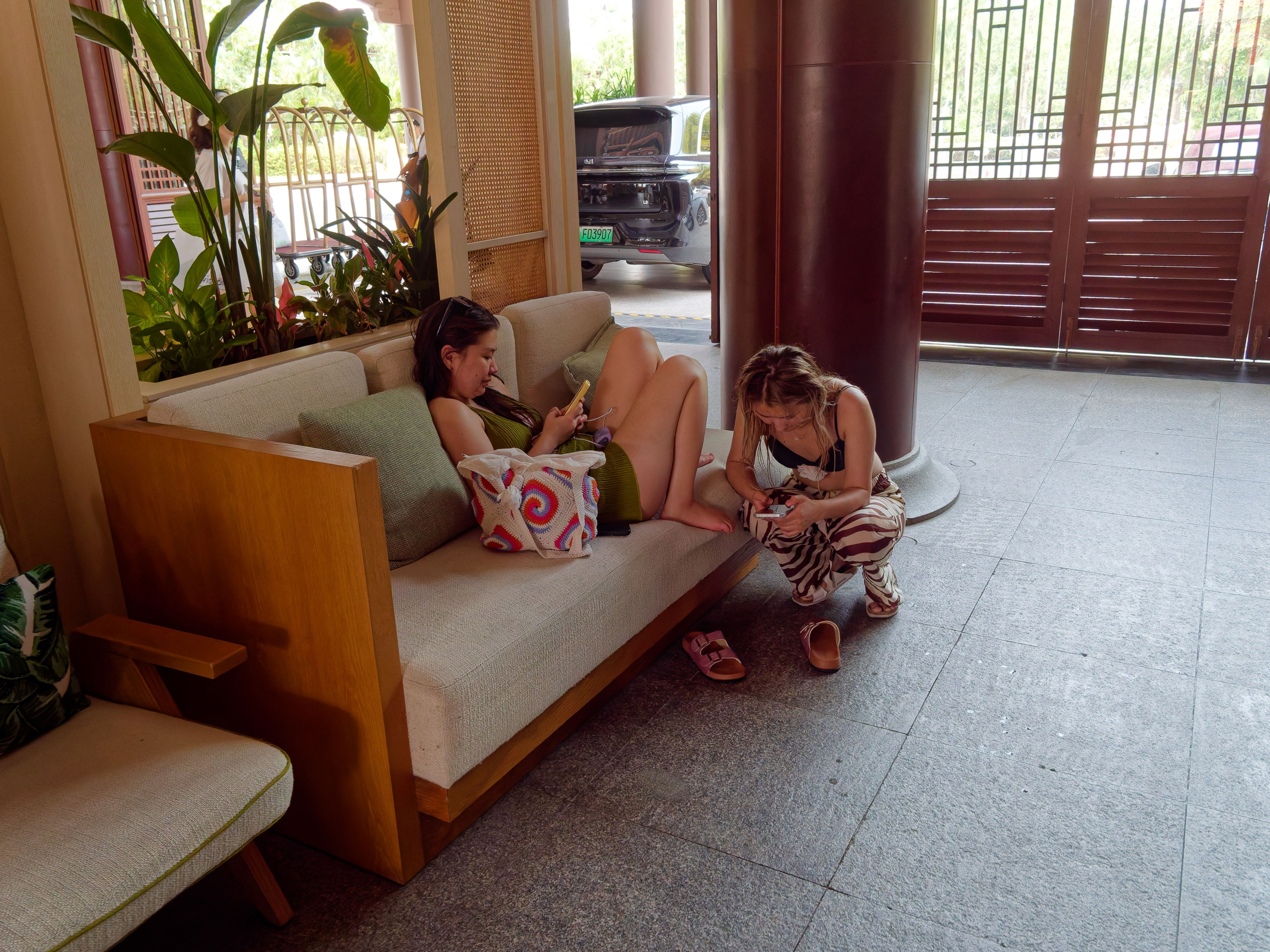 Хайнань 2026, первые впечатления. Фотопрогулки по Миру