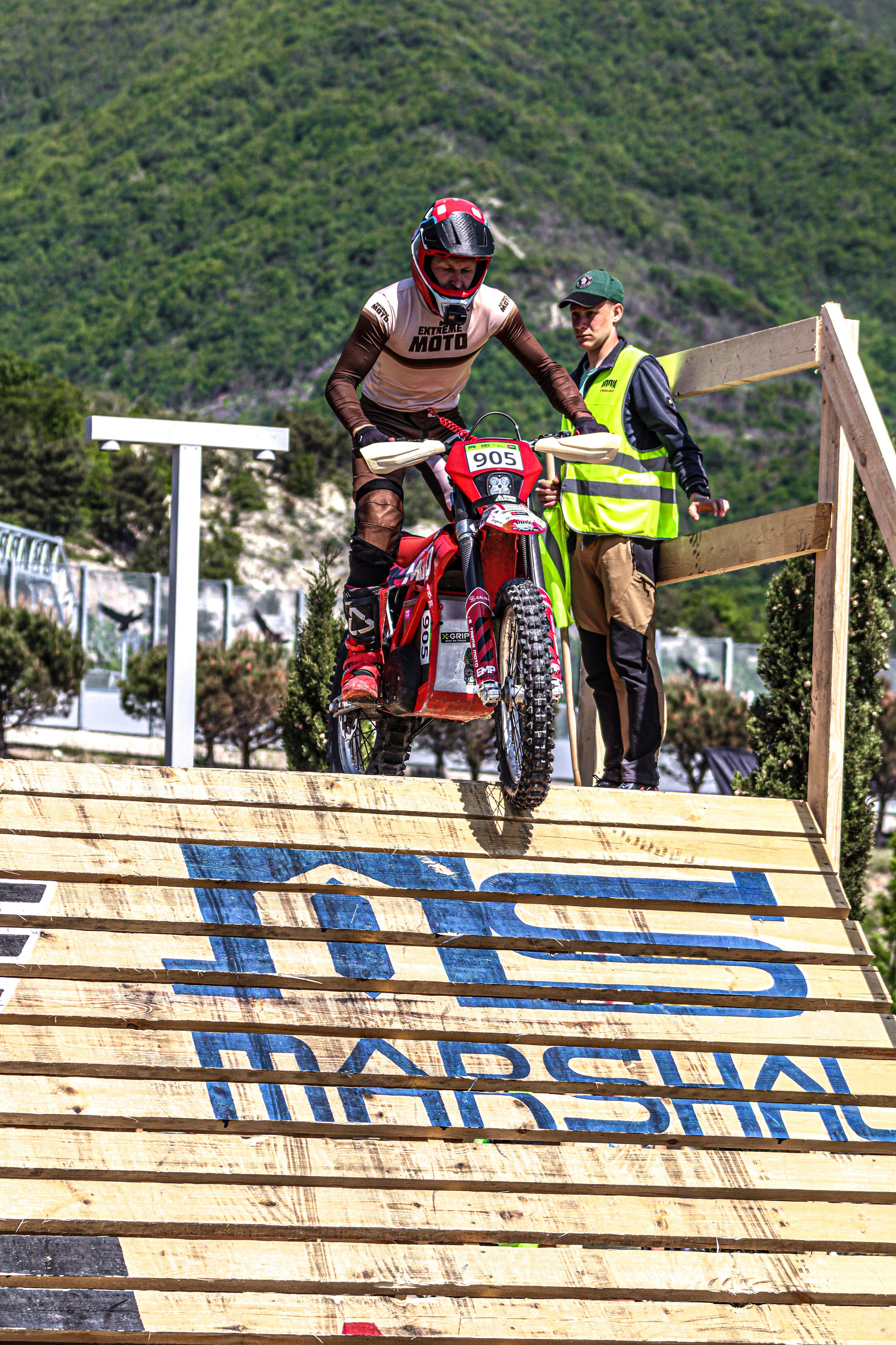 Enduro. Ivaladimirovna1995.wfolio.pro