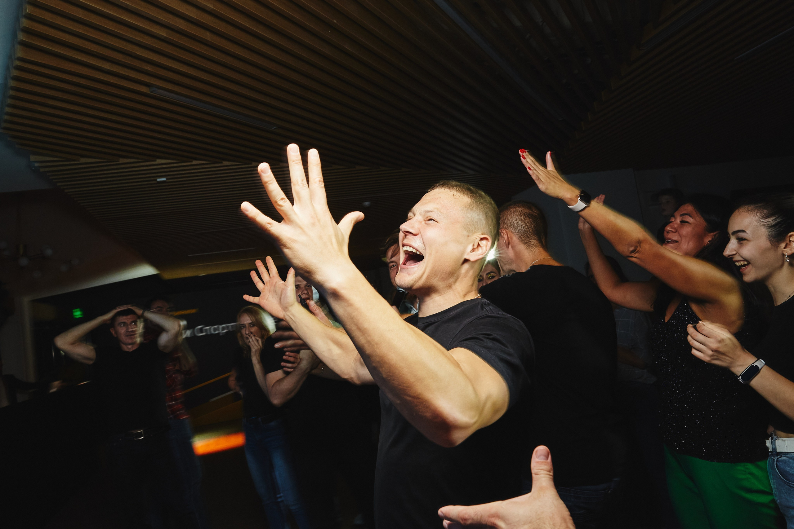 Фотограф на тимбилдинг: спортивное командообразование за городом. КонТайм: профессиональная съемка для организаций