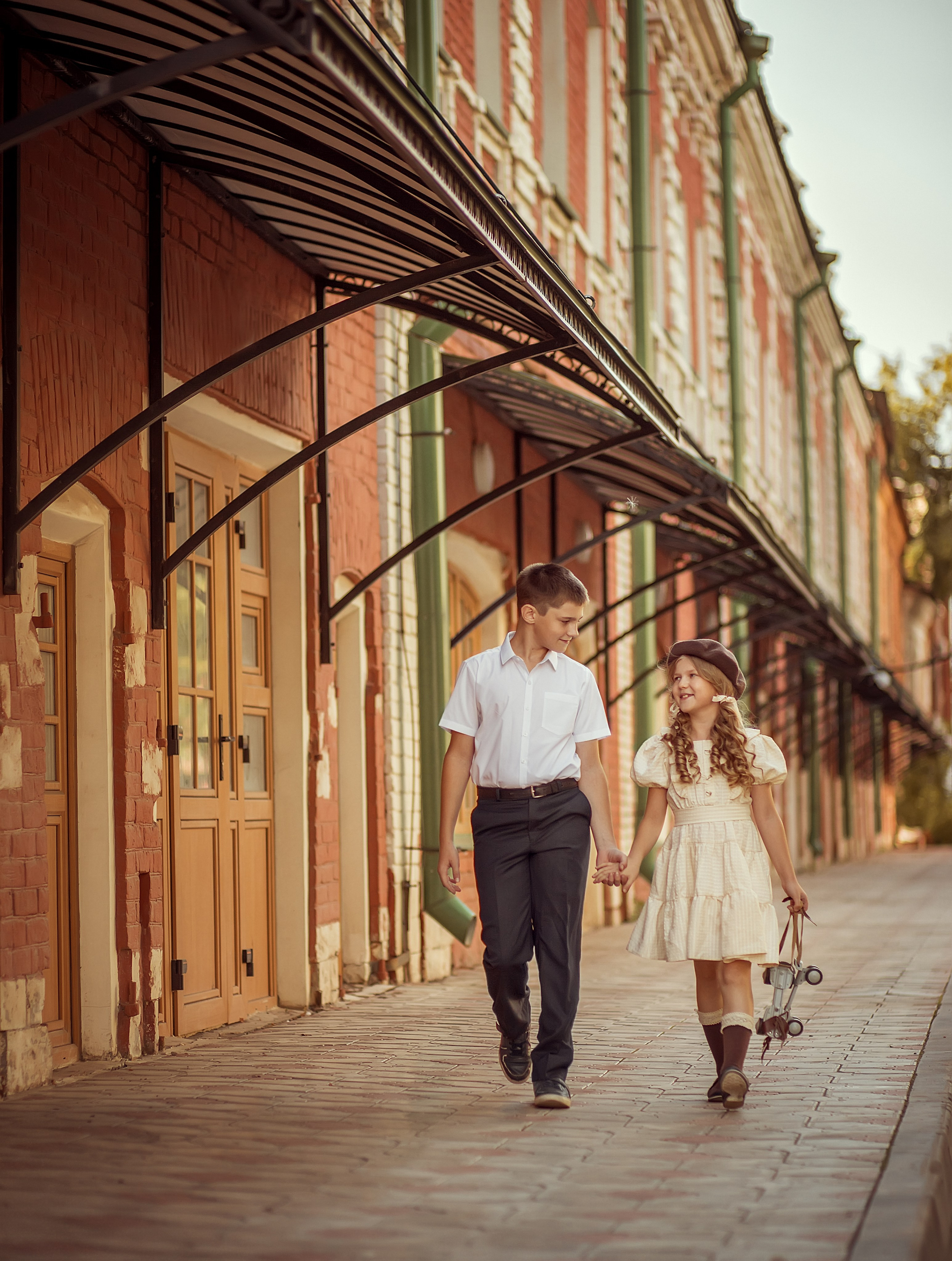 Брат и сестра. Фотограф в Оренбурге Чопорова Тамара