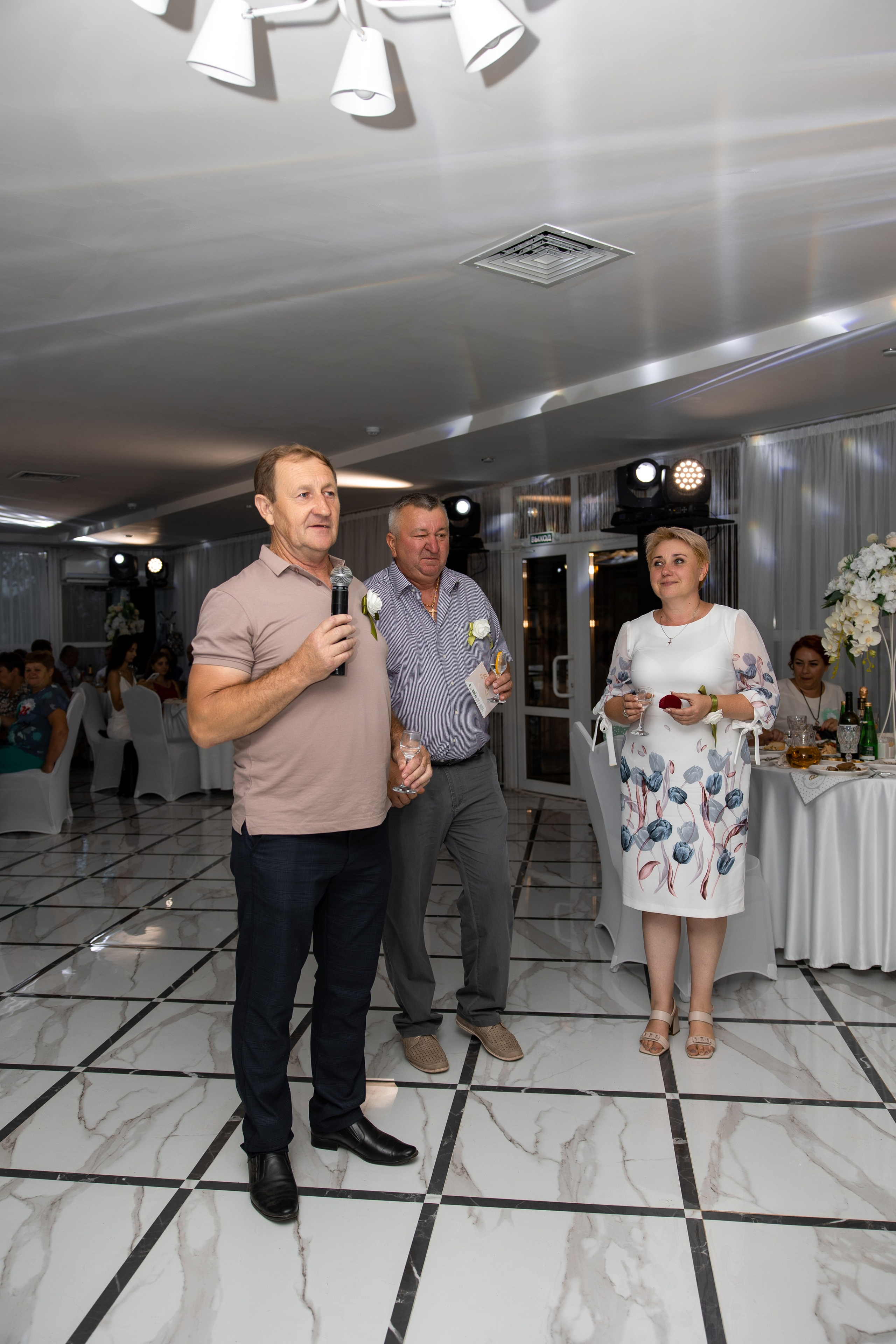 Виталий и Софья. Видеосьемка, фотосьемка свадеб, юбилеев, утренников в Краснодарском кр