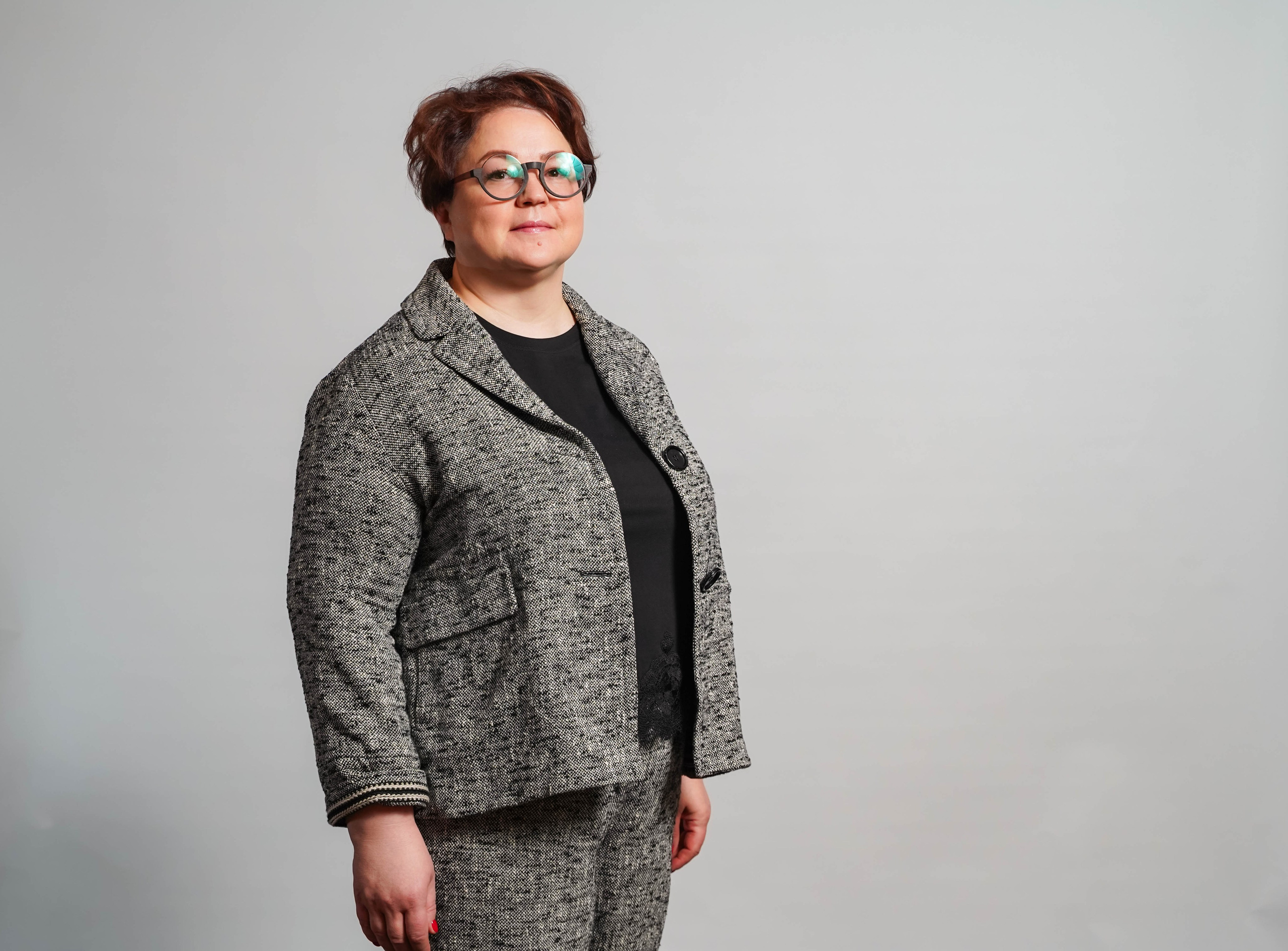 Корпоративные портреты сотрудников. Свадебный и семейный фотограф в Омске Белозерова Александра