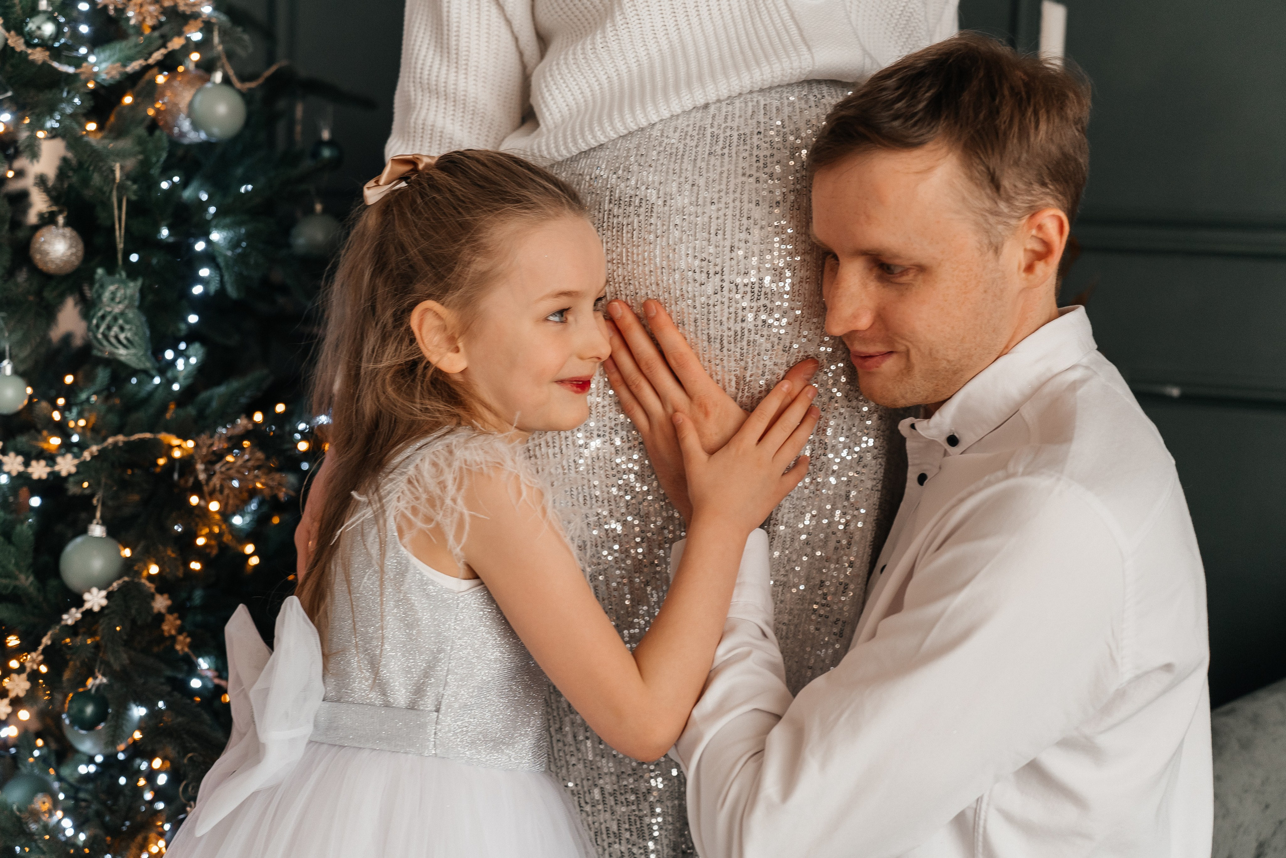 Новогодняя. Для тех, кто не ждёт удачи, а создаёт её. Каждая фотосессия — это твой момент, твой стиль, твой успех. 📸