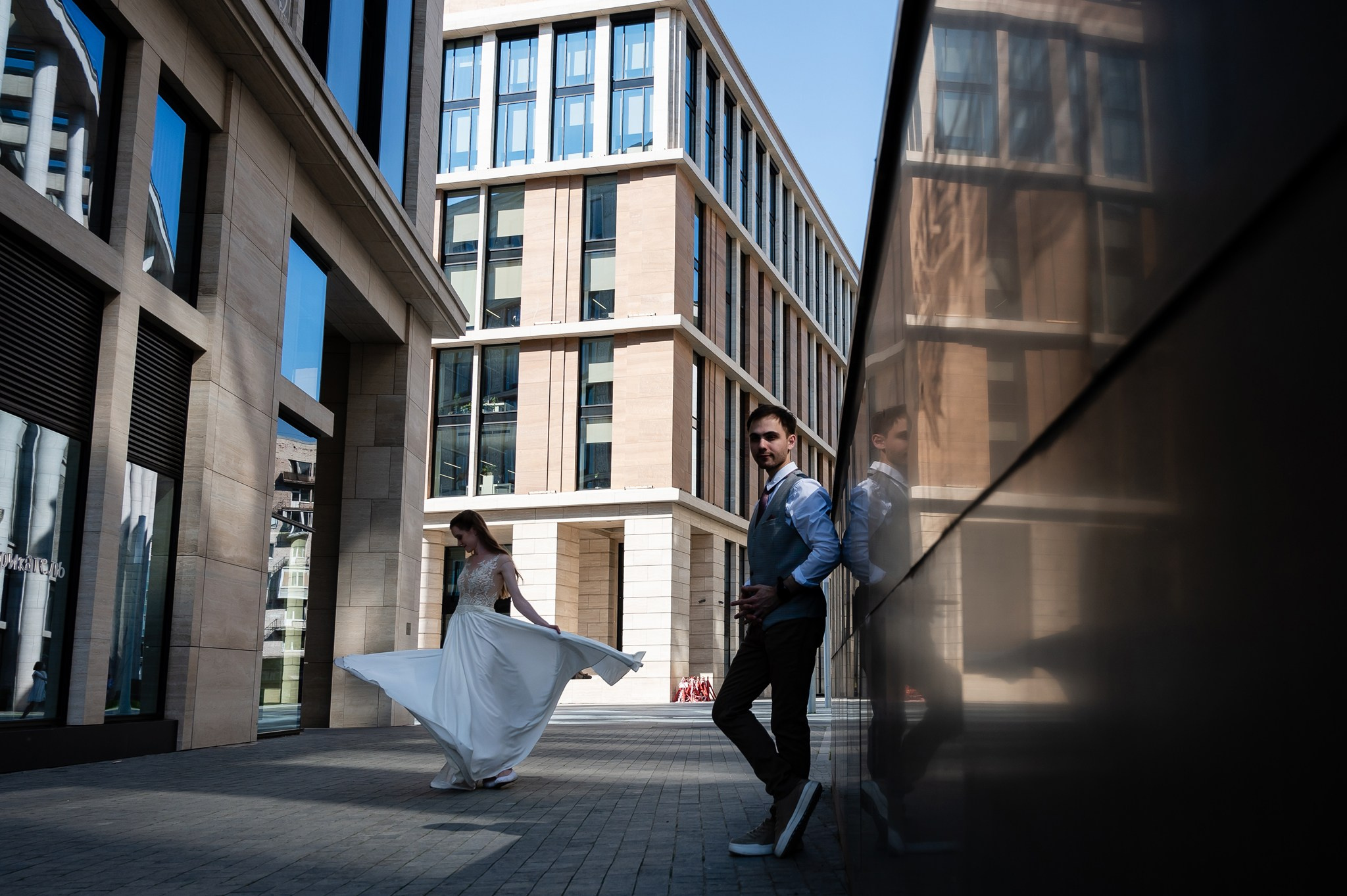 Зеркальный дворик. Свадебный и семейный фотограф из Санкт-Петербурга Климов Анатолий