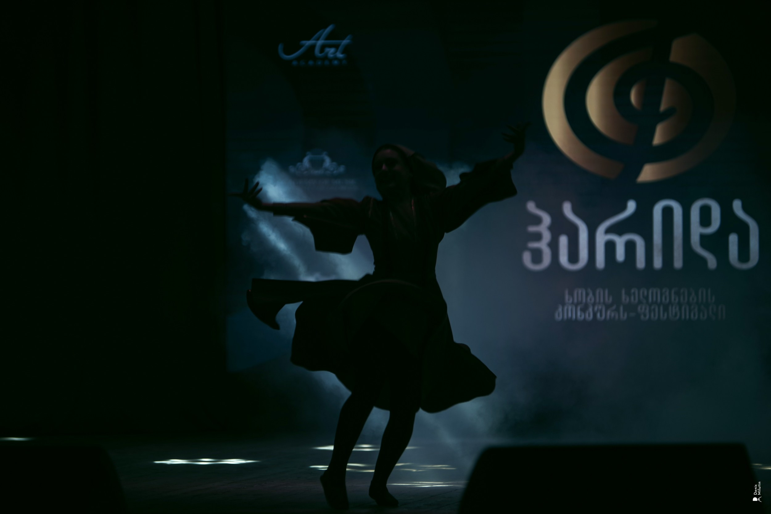 Танцы в Хоби. Портретный фотограф Денис Милютин