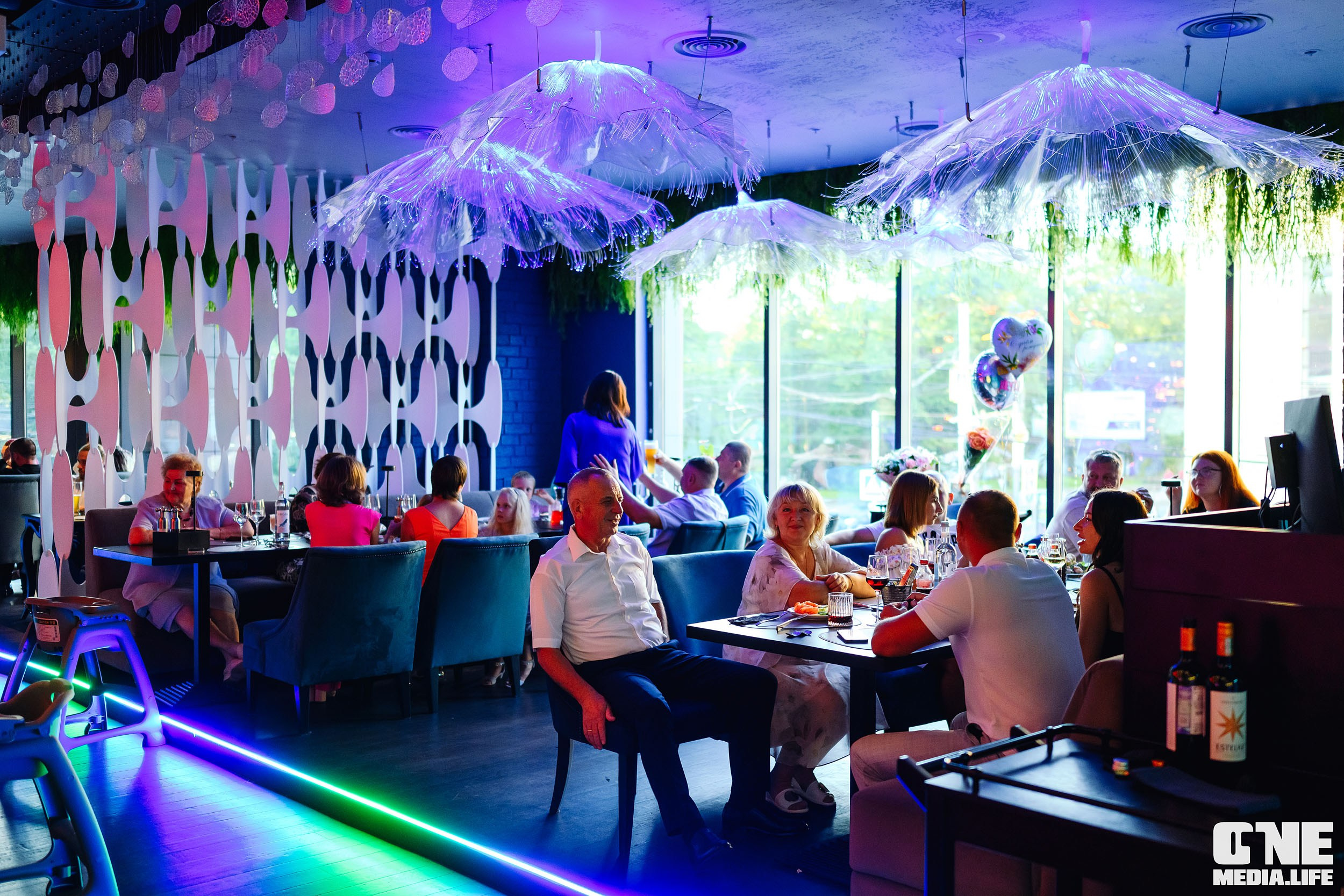 Фоторепортаж с вечеринки в ресторане Океан. One Media Life: фоторепортажи, фотоотчеты с мероприятий и заведений