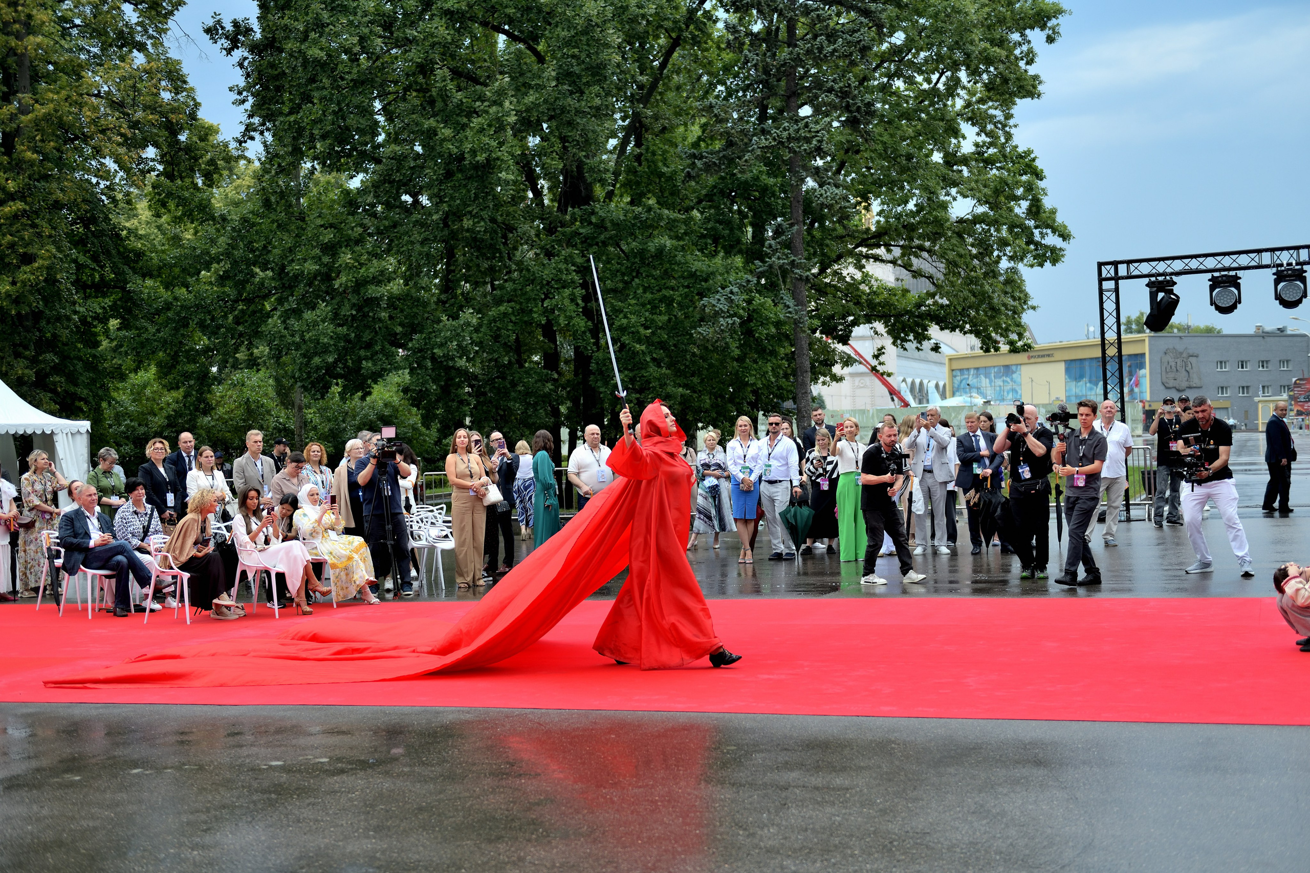 "Открытие мероприятия форума Янтарной отрасли".