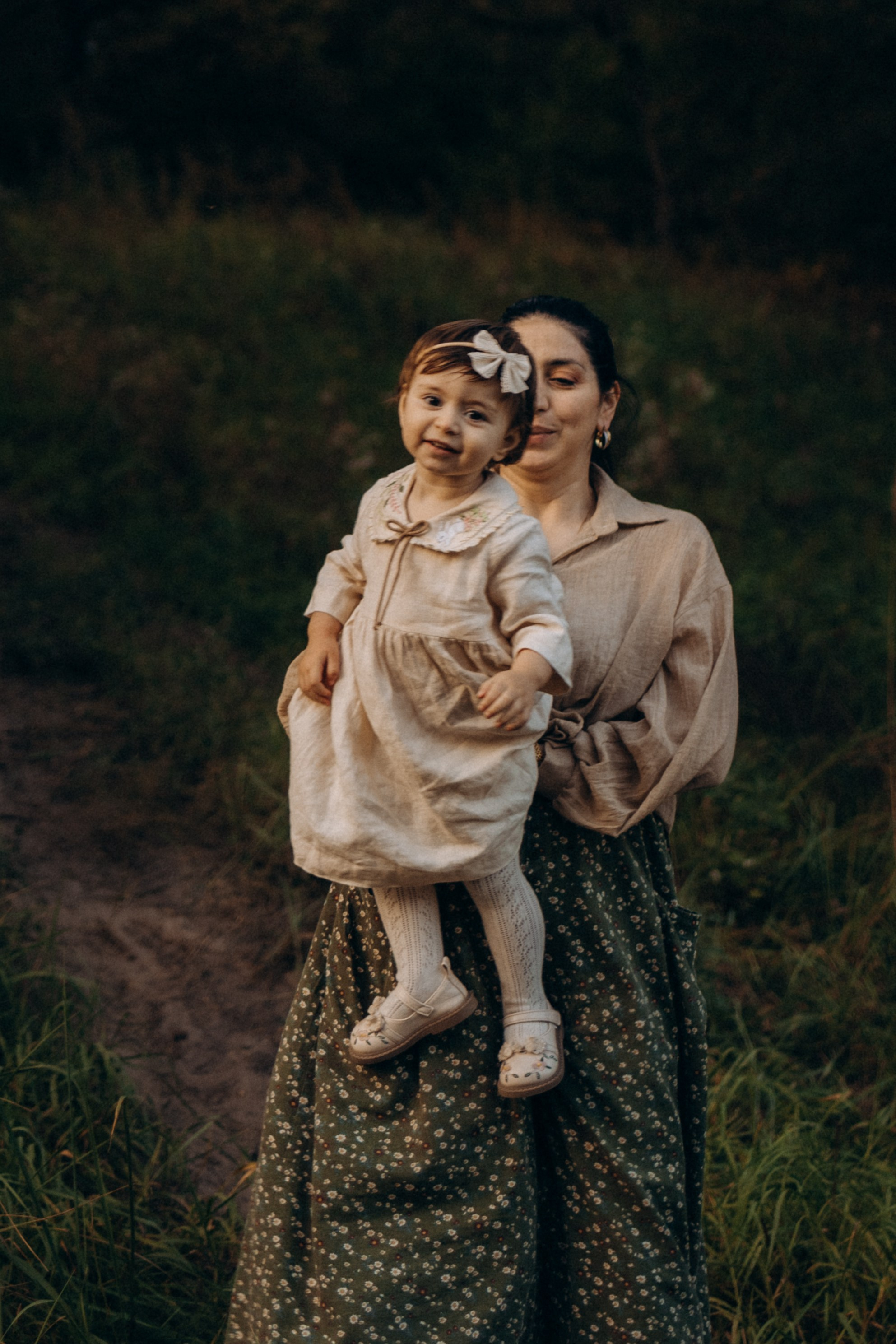 Мама и доченька (14.09.2025 г.) г. Жуков (Калужская обл.). Надежда Стар семейный и церковный фотограф в Жукове и Калужской области