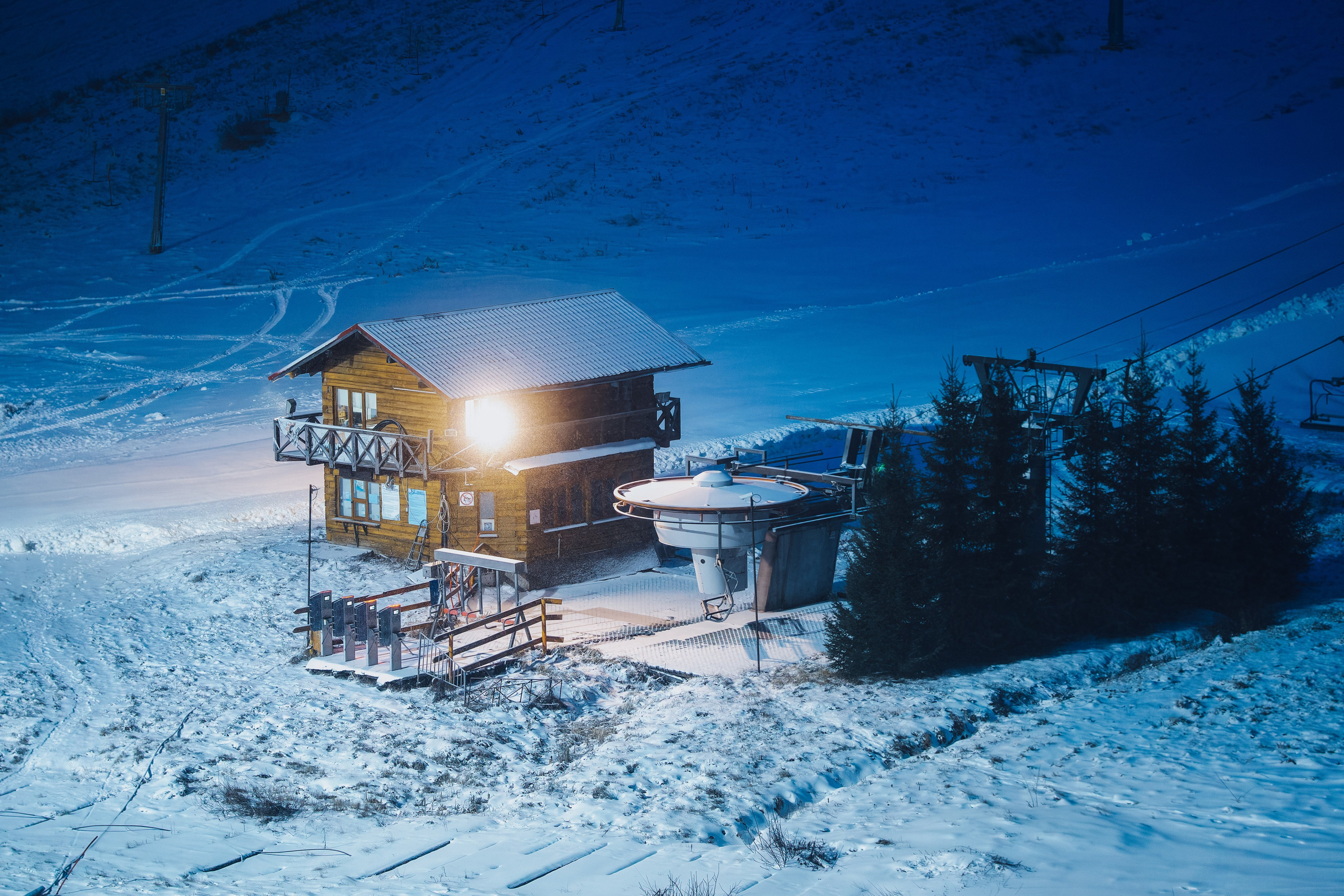 2025.12.25 | Горные лыжи. Тренировка. Шуколово, 5й склон. Фотограф Студитский Евгений