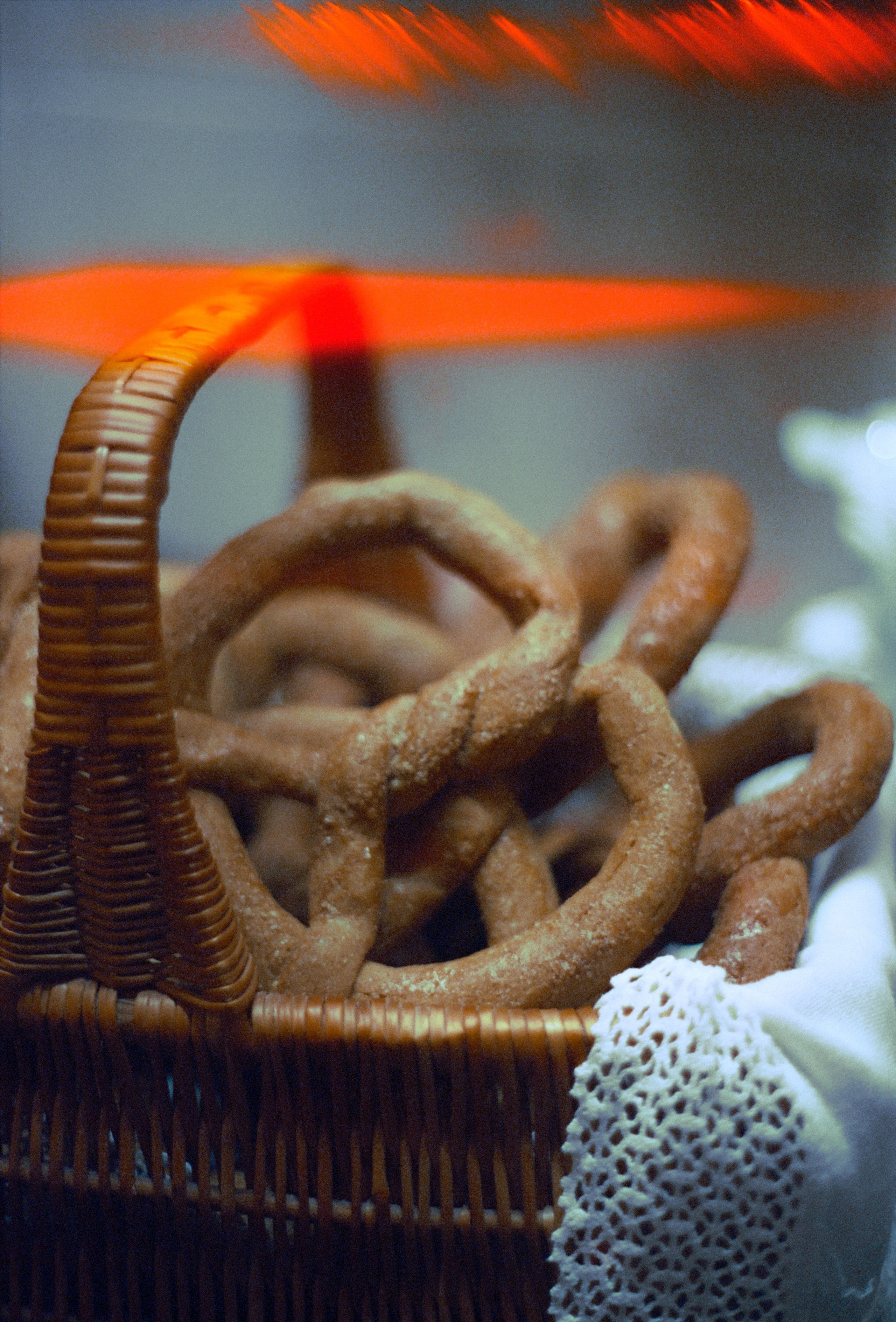 Love story E&A4. Стилист и плёночный фотограф Анастасия Шлокова в Санкт-Петербурге и Москве