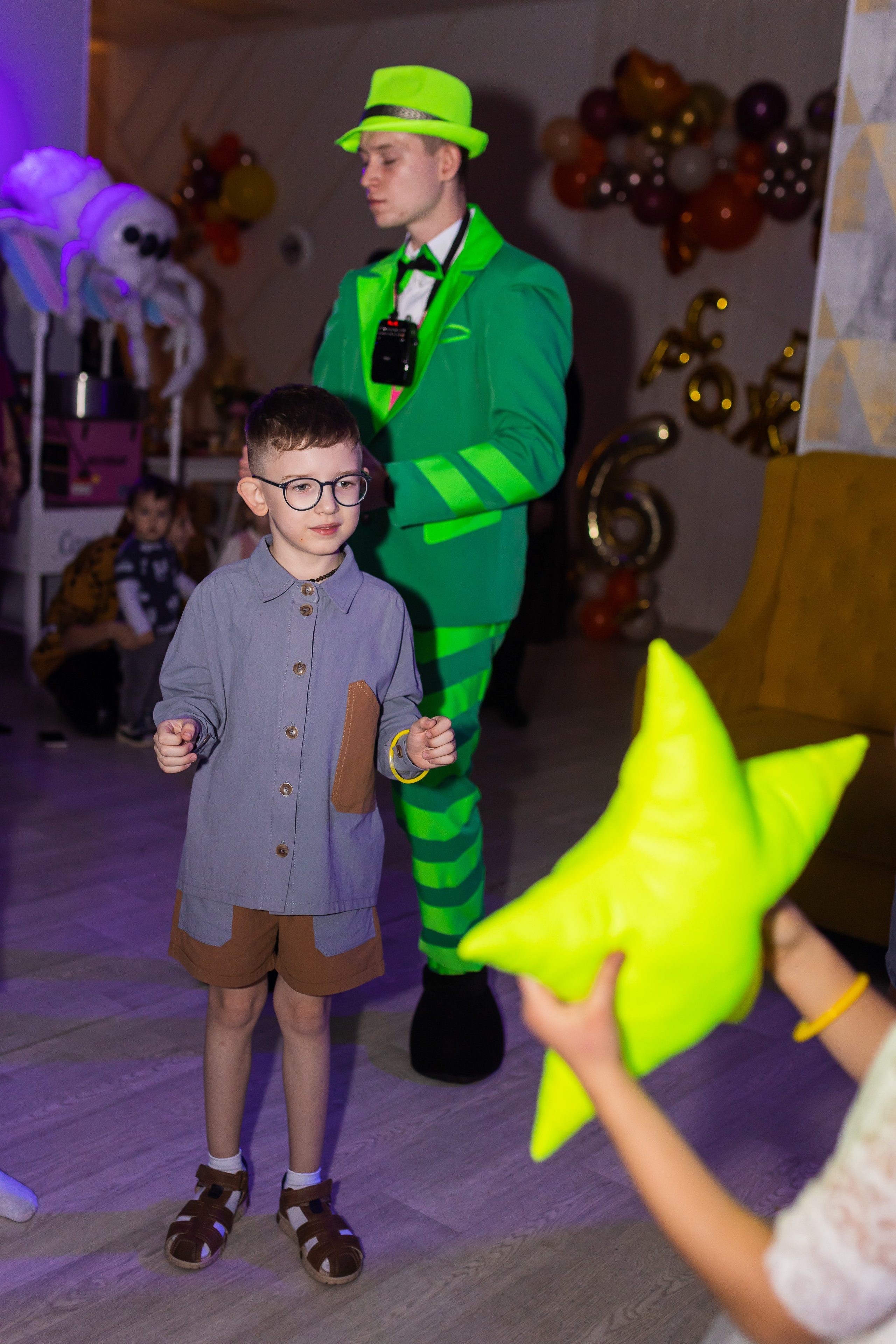 Неоновое День рождения. Семейный и детский фотограф в городе Подолск МО Крылова Ирина