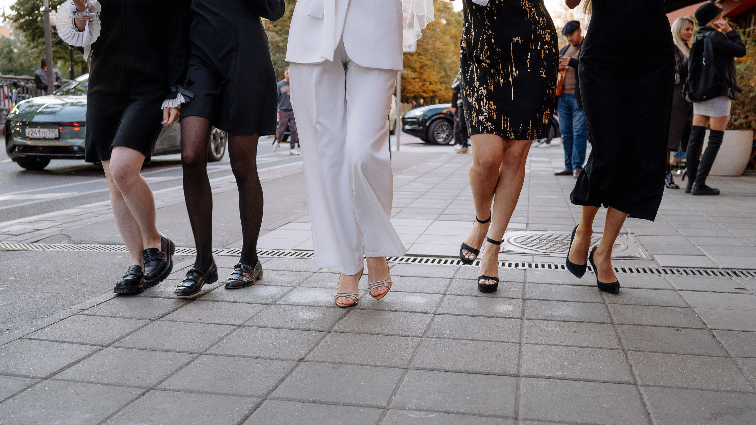 Девичник Лауры | Патриарши Пруды | 2023. Фотограф Вито Бурмасов | Москва