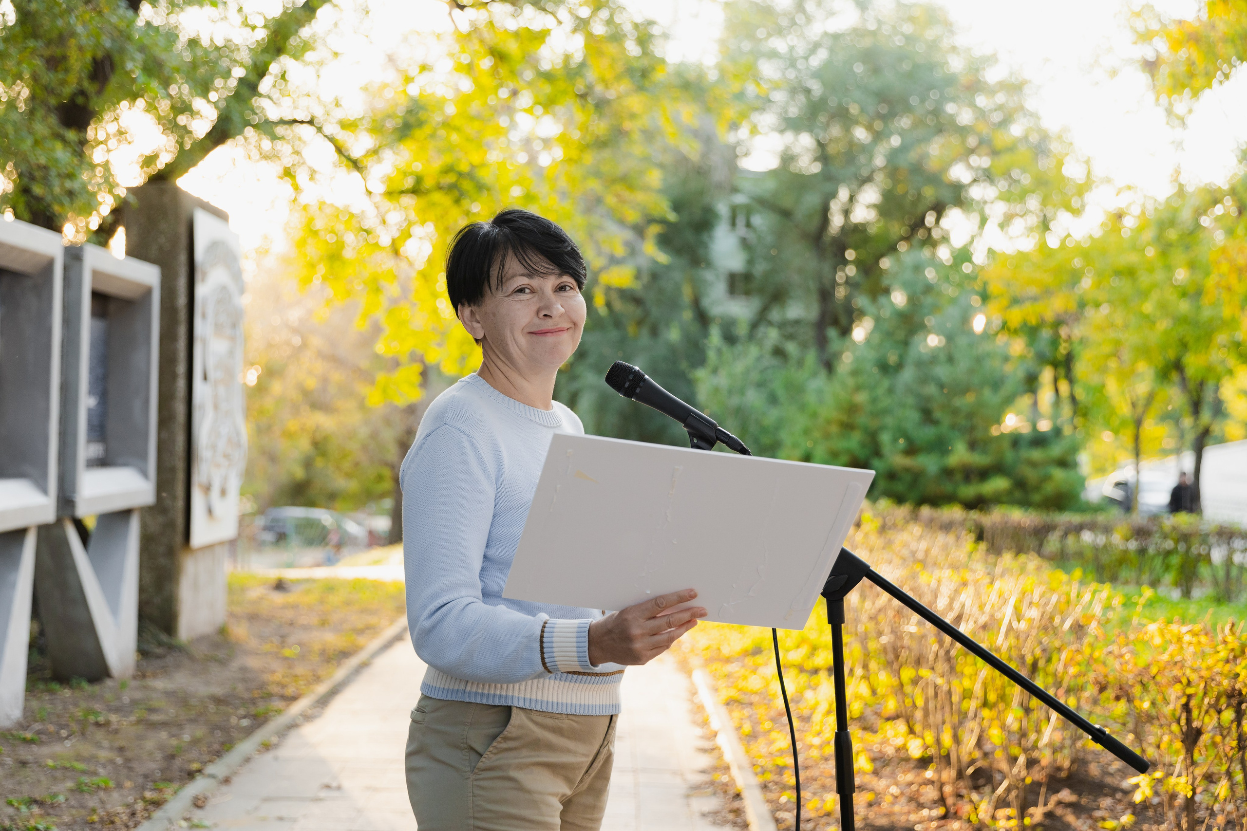 Горожане читают. Takamatsu Miya