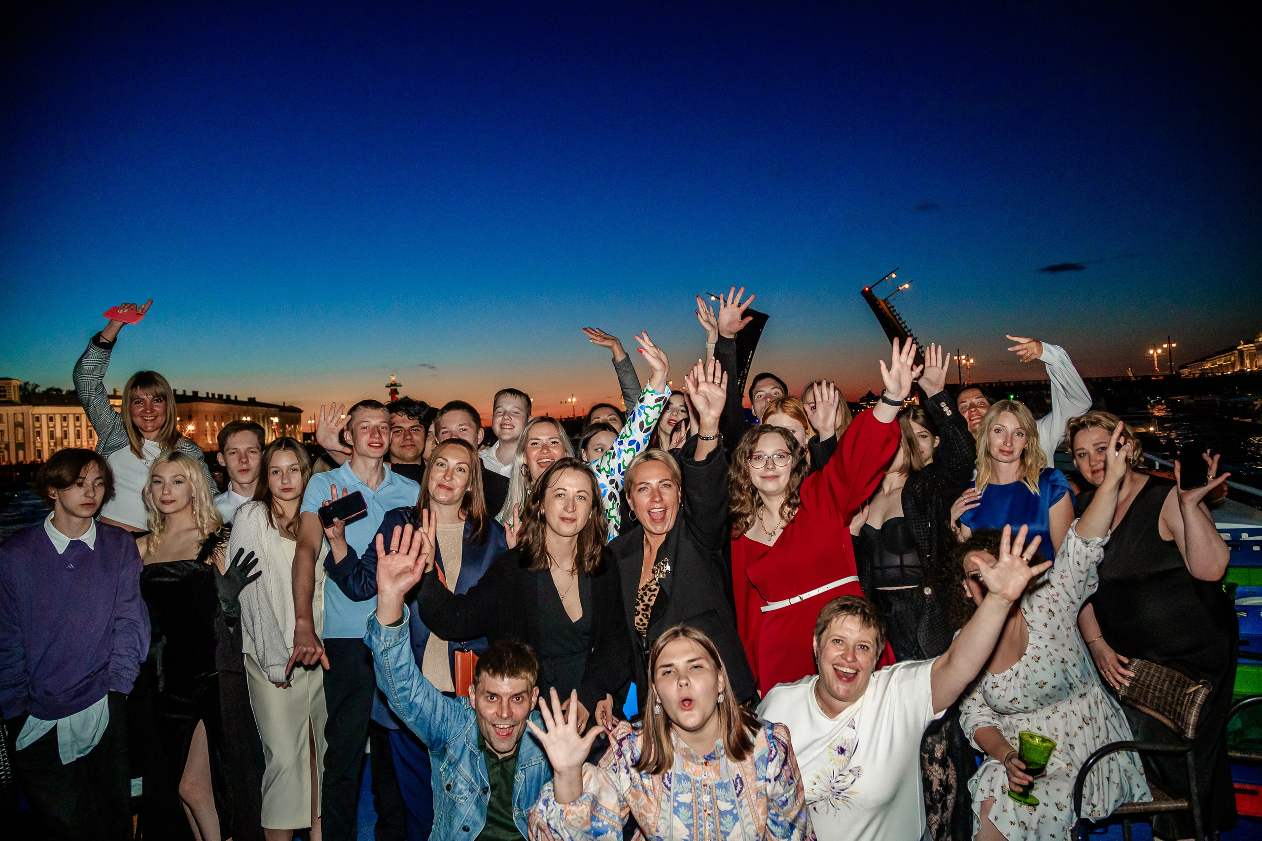 Выпускной на теплоходе. Фотограф в Санкт-Петербурге Чумаков Семен