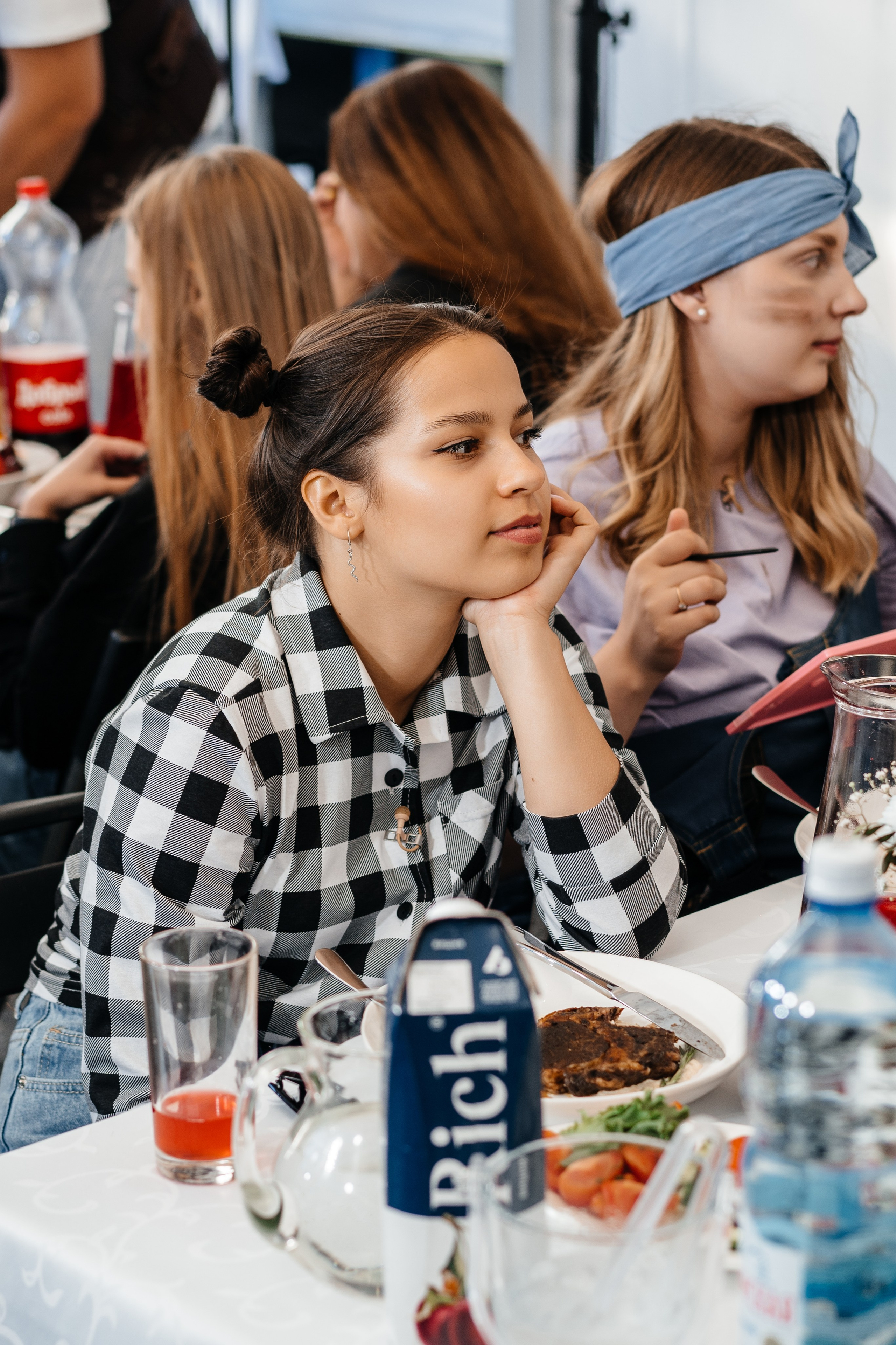 Анна & Евгений проект «Четыре свадьбы» на Пятнице. Свадебный фотограф Барнаул Алексей Павлов