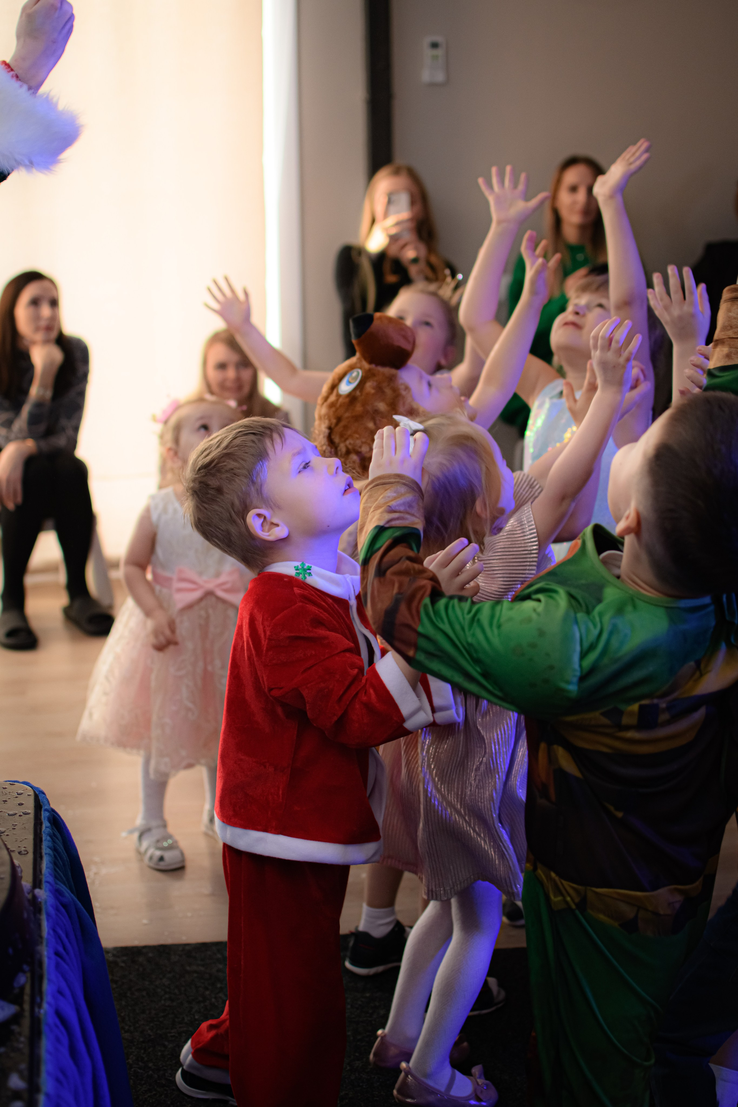 HAPPY NEW YEAR. Photokarish