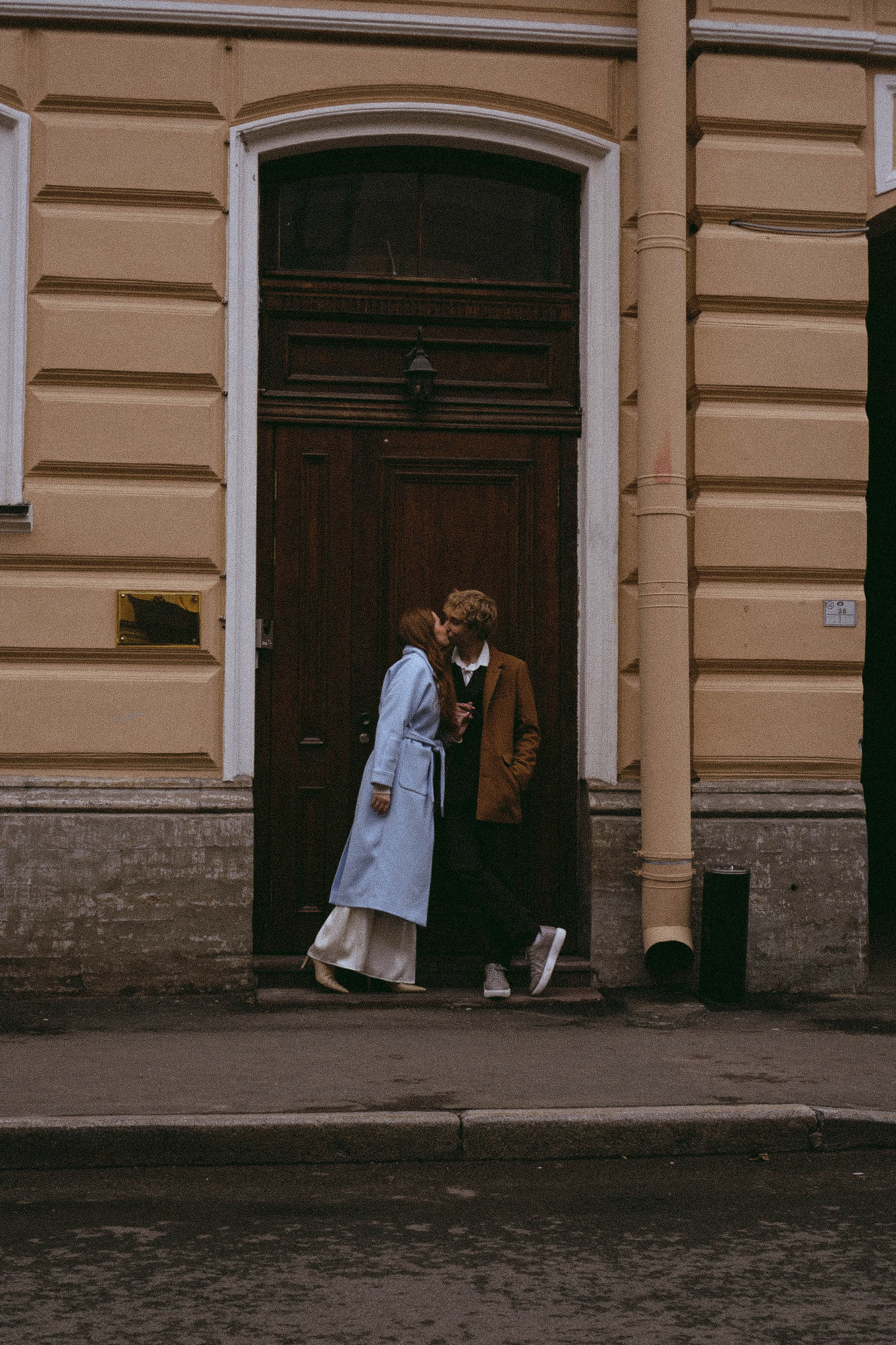 СВАДЕБНАЯ ПРОГУЛКА ПО ПЕТРОГРАДКЕ ВЕСНОЙ (ФОТОСЕССИИЯ ПАРЫ СВАДЕБНАЯ). Профессиональный фотограф, Санкт-Петербург — Виктория Богомолова