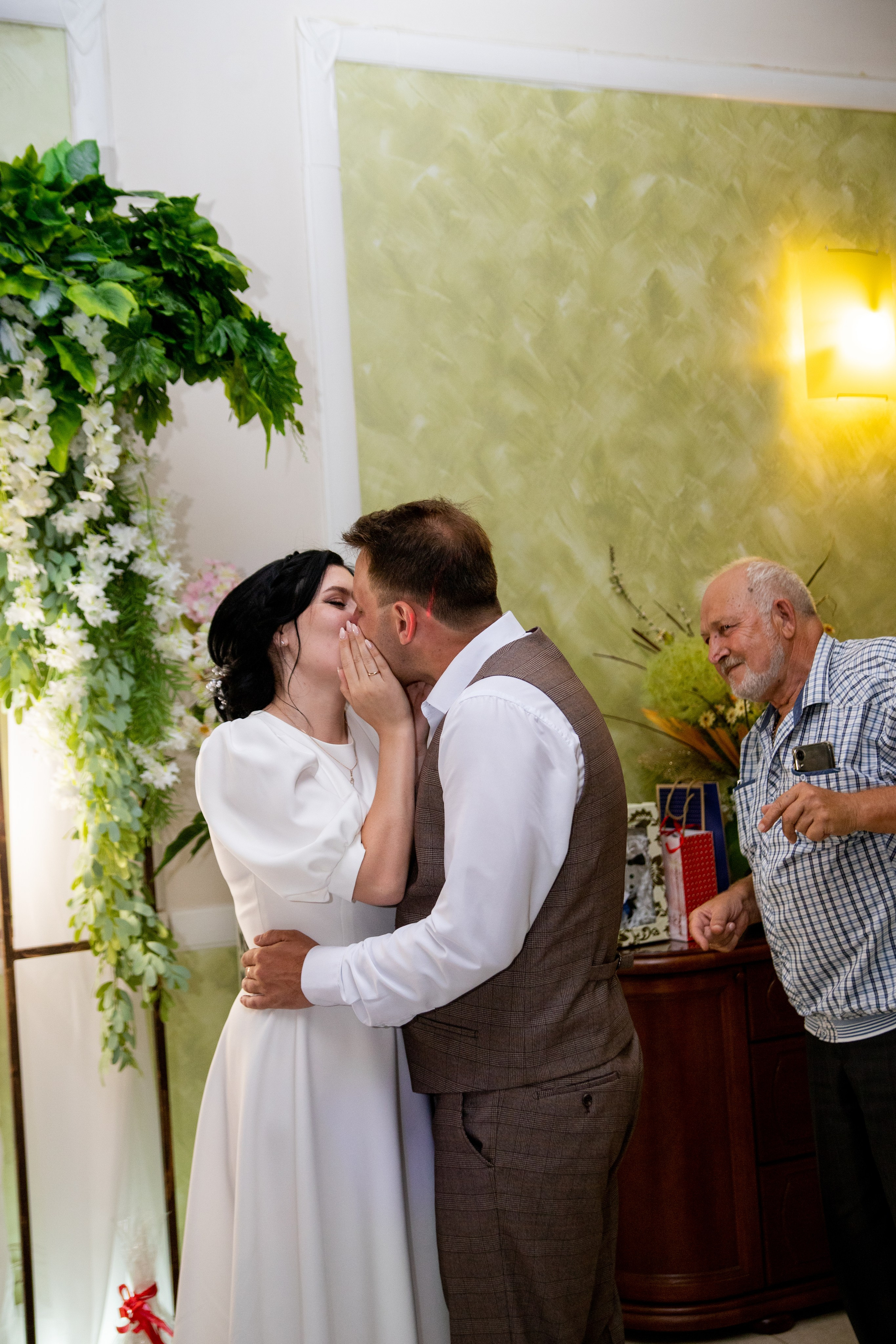 Виктор + Влада. Свадебный и семейный фотограф в Михайловке Полина Крипс