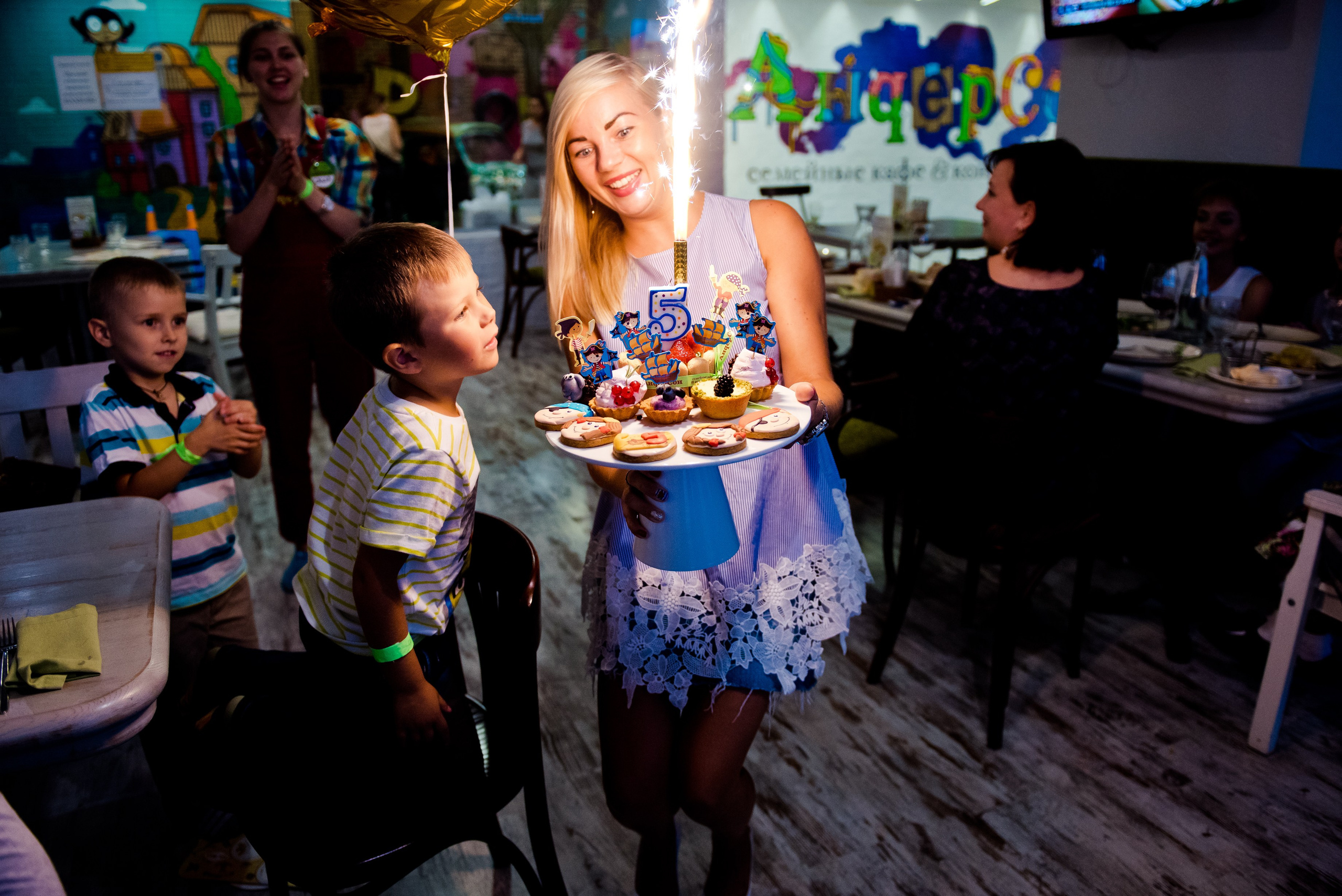 День Рождения Степана. Выпускные альбомы в Зеленограде и Москве