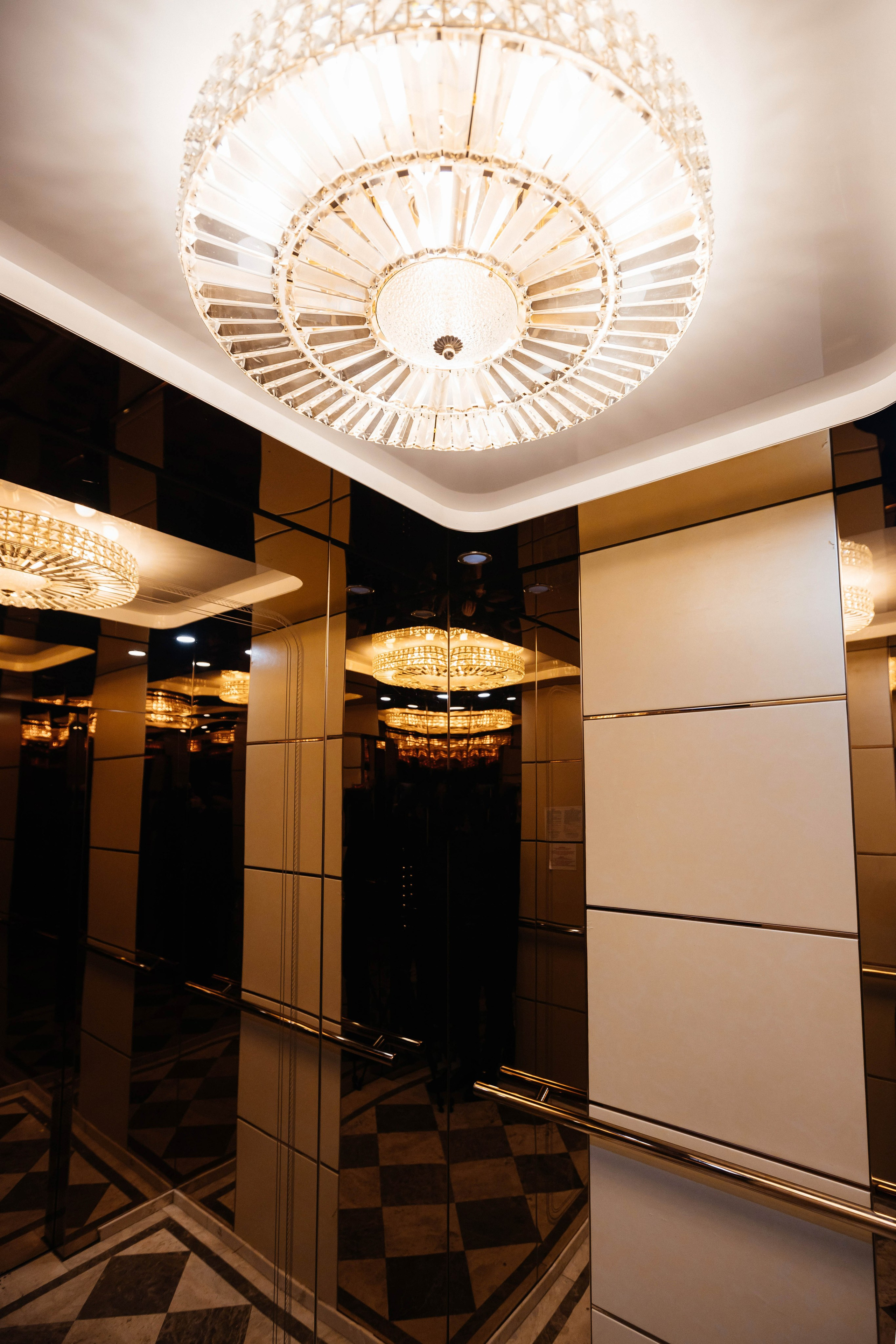 Проект 4. Lift Master. Дата: март 2023. Профессиональный фотограф в городе Астана/Алматы Даурен Сембаев