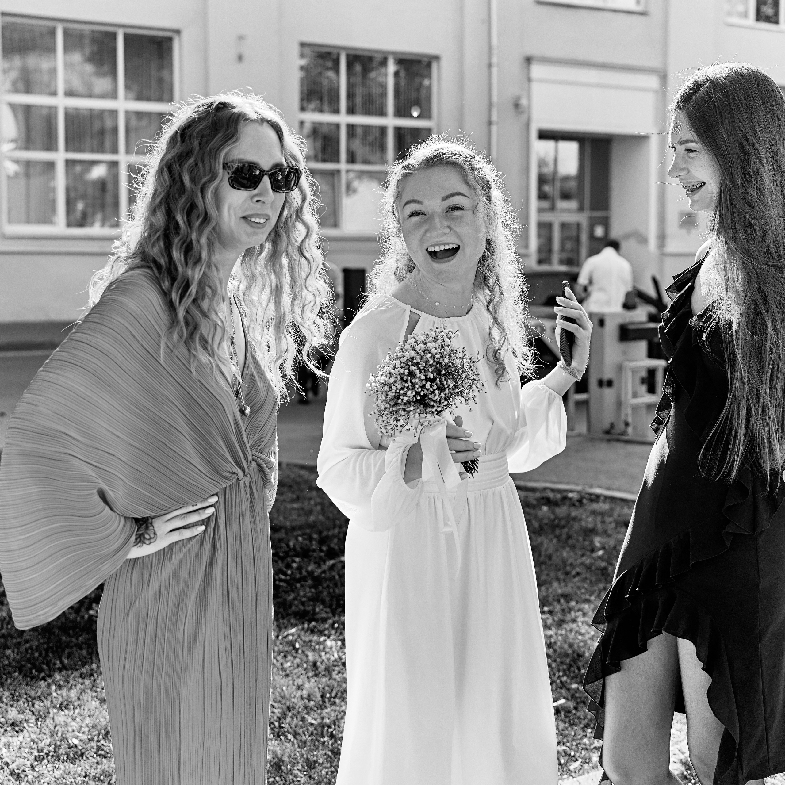 Свадебная прогулка в парке Горького в Москве