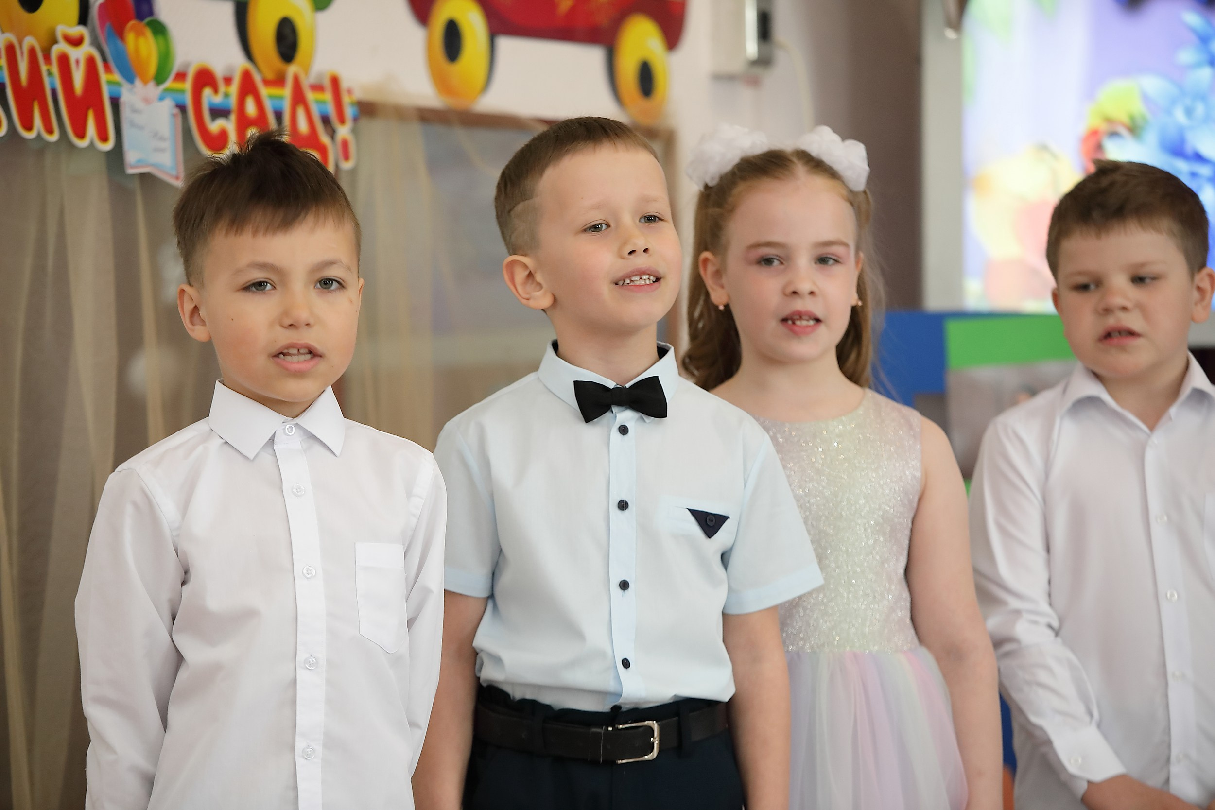 Фотосессия выпускного в детском саду. Свадебный и семейный фотограф и видеограф в Екатеринбурге Полянские Тимур и Анастасия