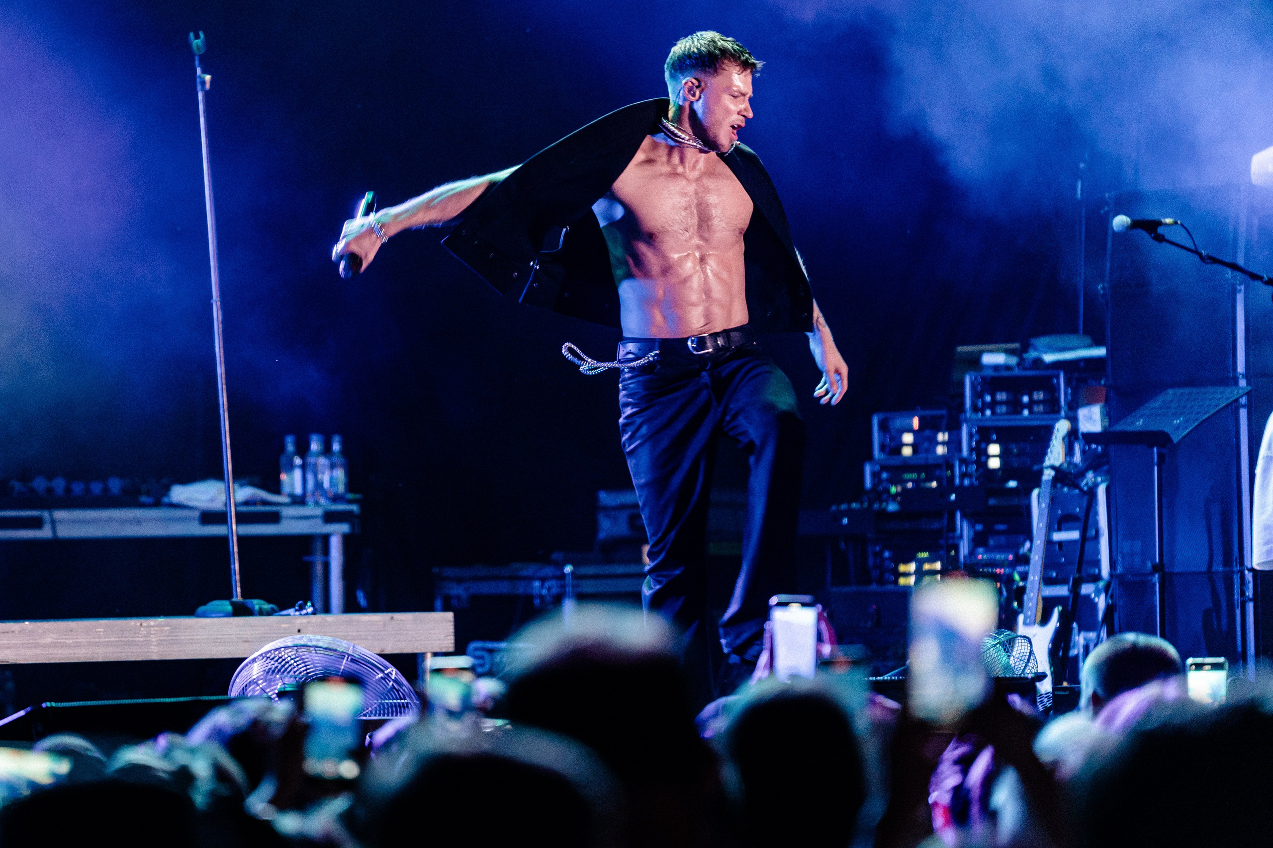 Лёша Свик • Банд’Эрос • Олег Майами • Filatov & Karas. Свадебный и репортажный, фуд фотограф в Новороссийске Евгений Александриди