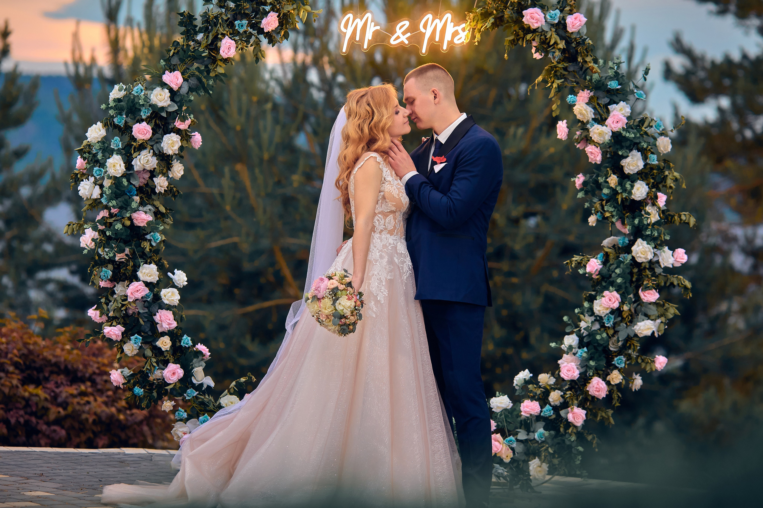 Свадебная фотосессия фотограф на свадьбу. Свадебный фотограф в Тольятти Жигулевске и Самаре Пономарев Евгений