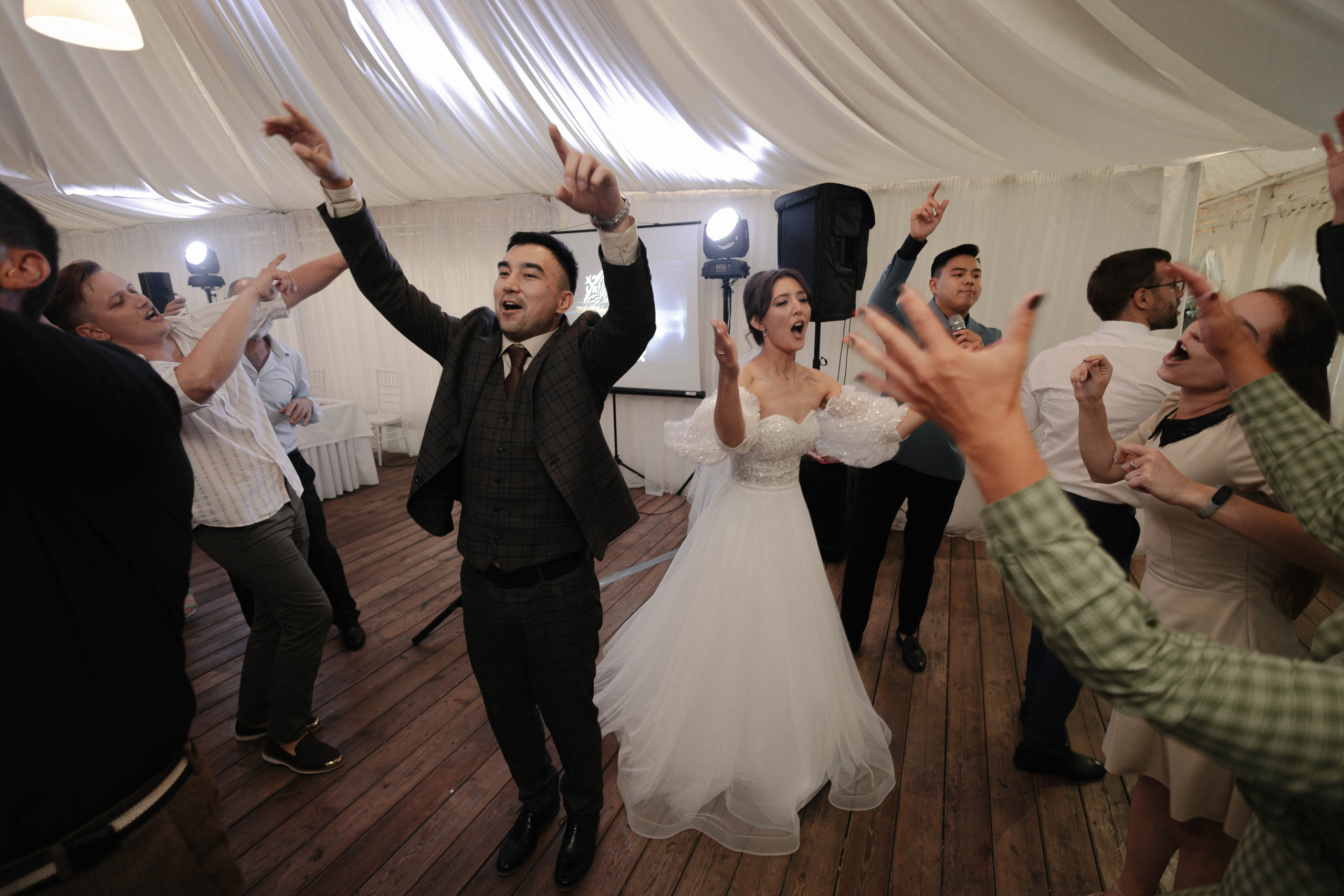 Первое дуновение ветра. Свадебный фотограф видеограф Новосибирск Кемерово Калининград