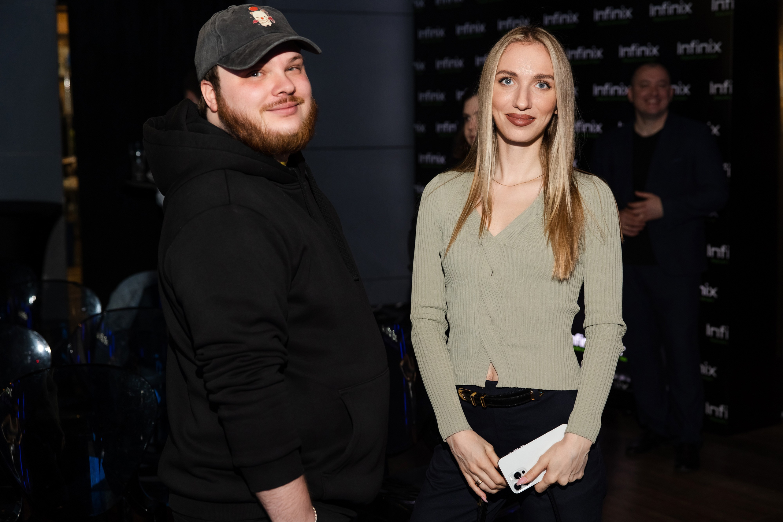 Презентация Infinix. Свадебный репортажный фотограф в Москве